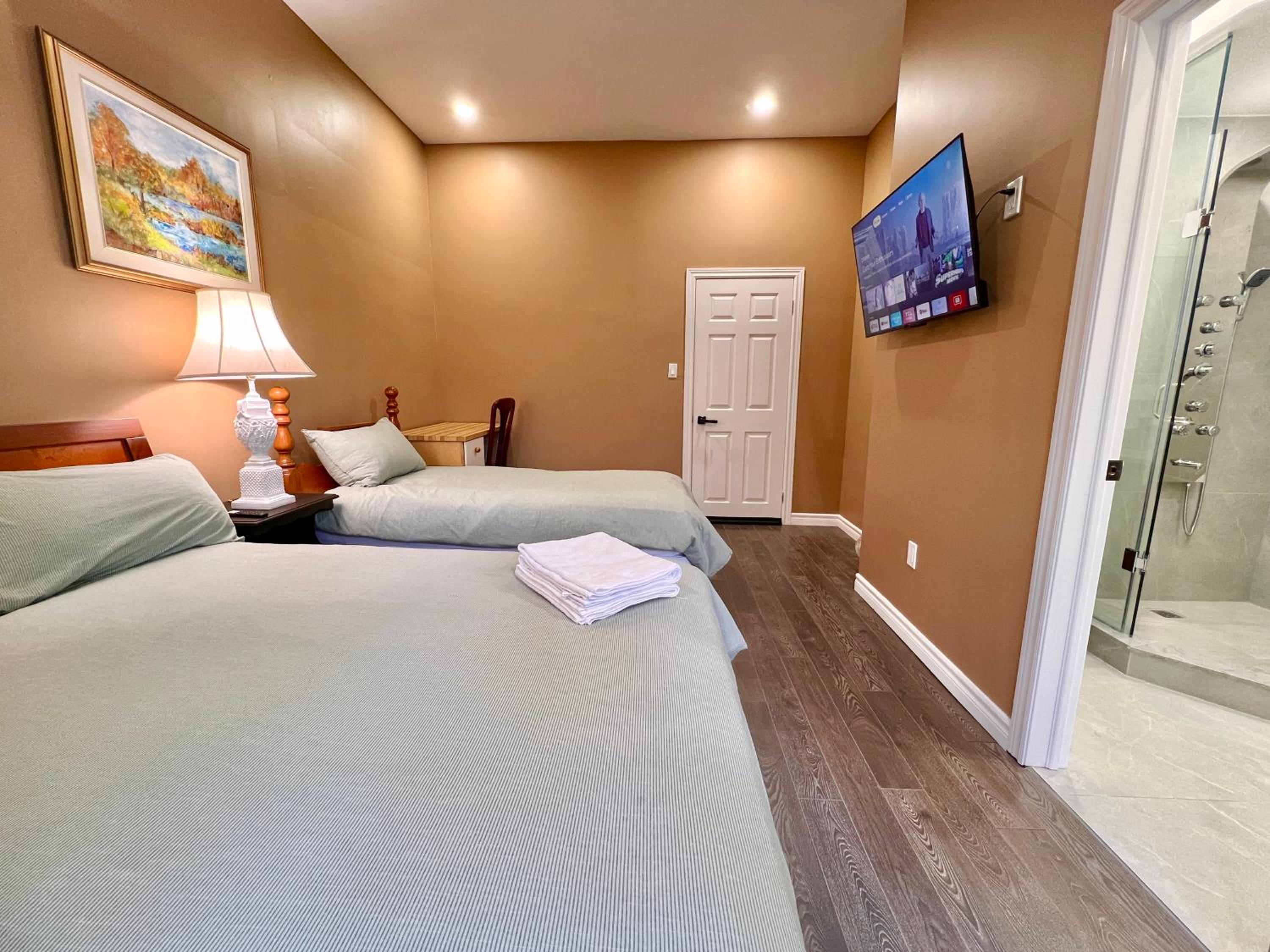 Deluxe Triple Room photo 2