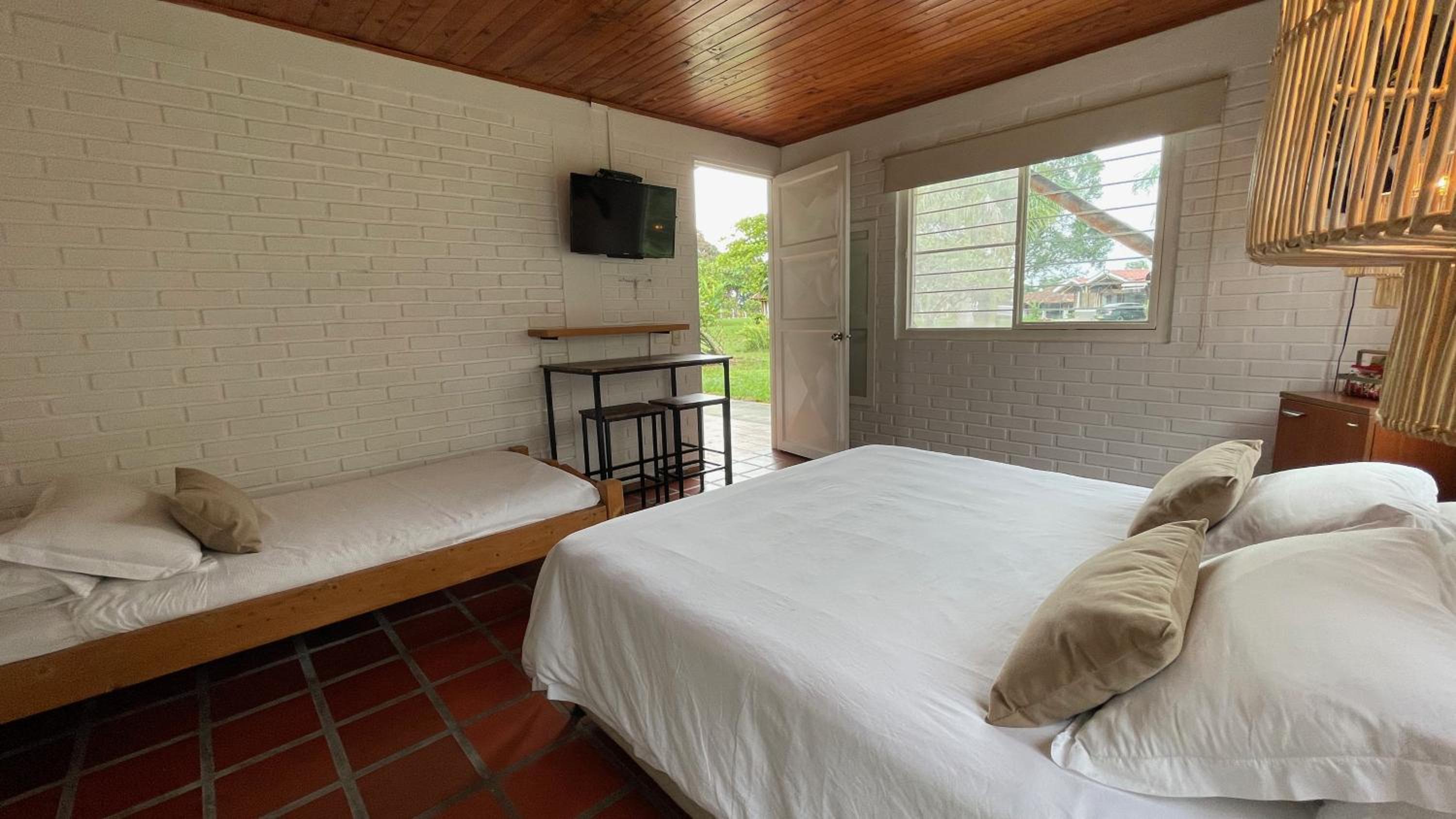 Standard Triple Room photo 3