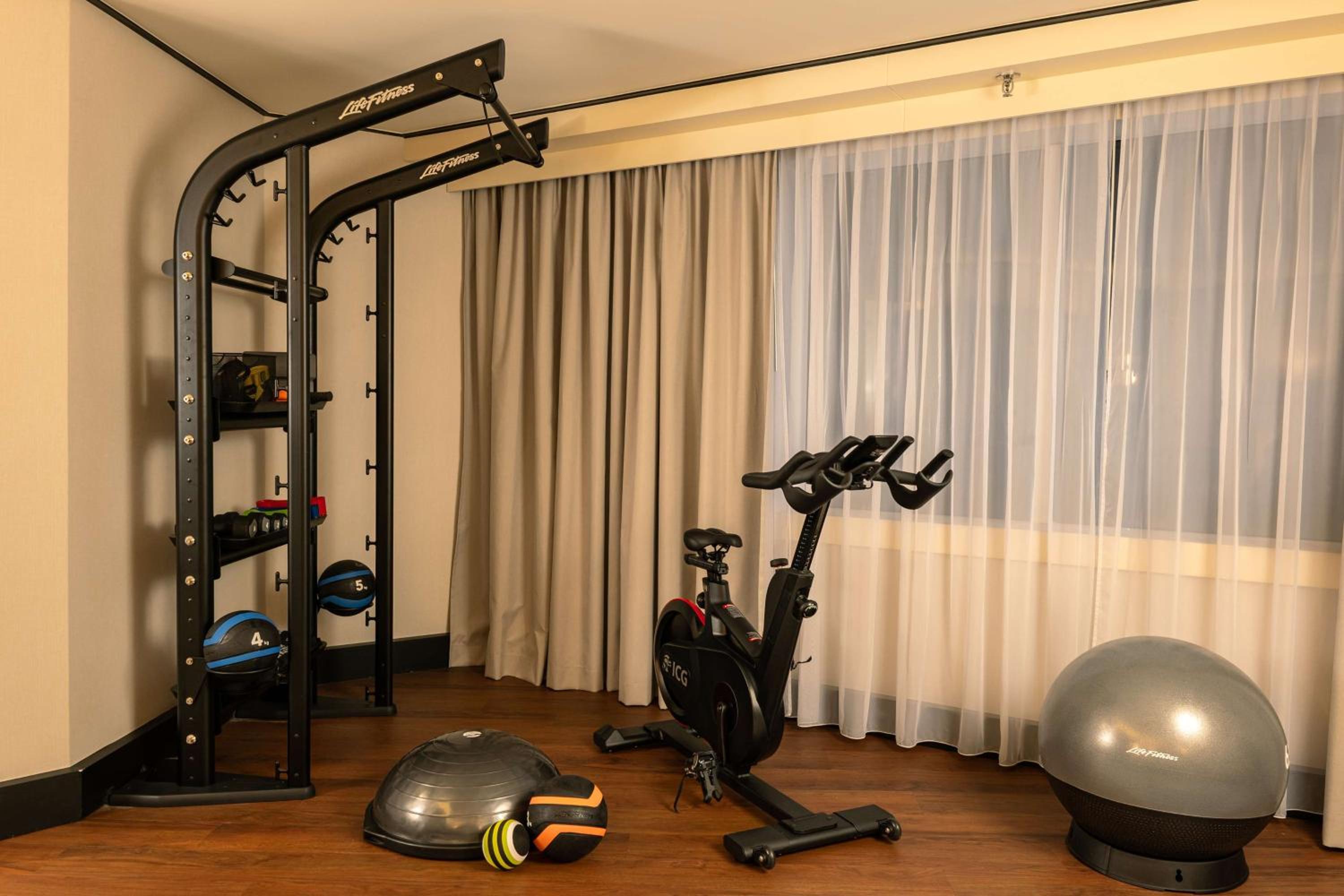 King Guest Room - Photo 2