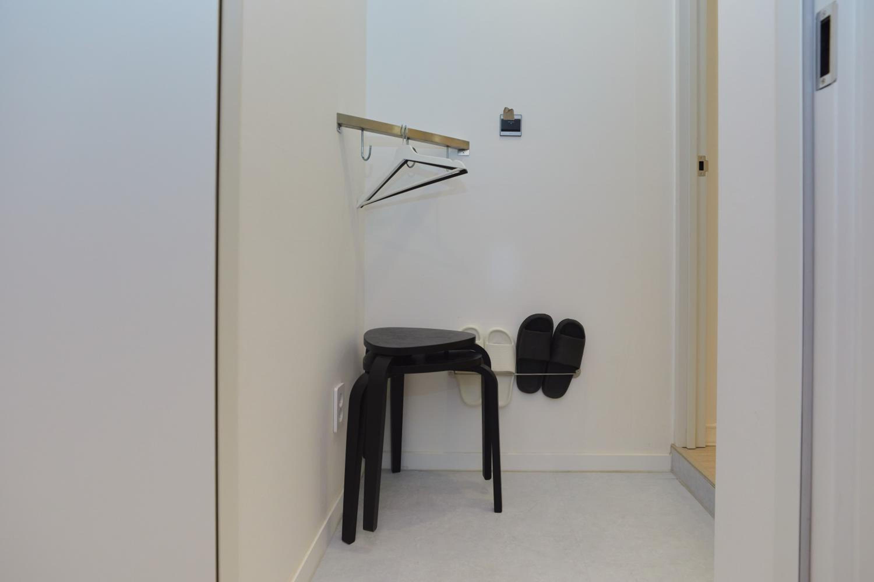 Standard Double Room A - Photo 22