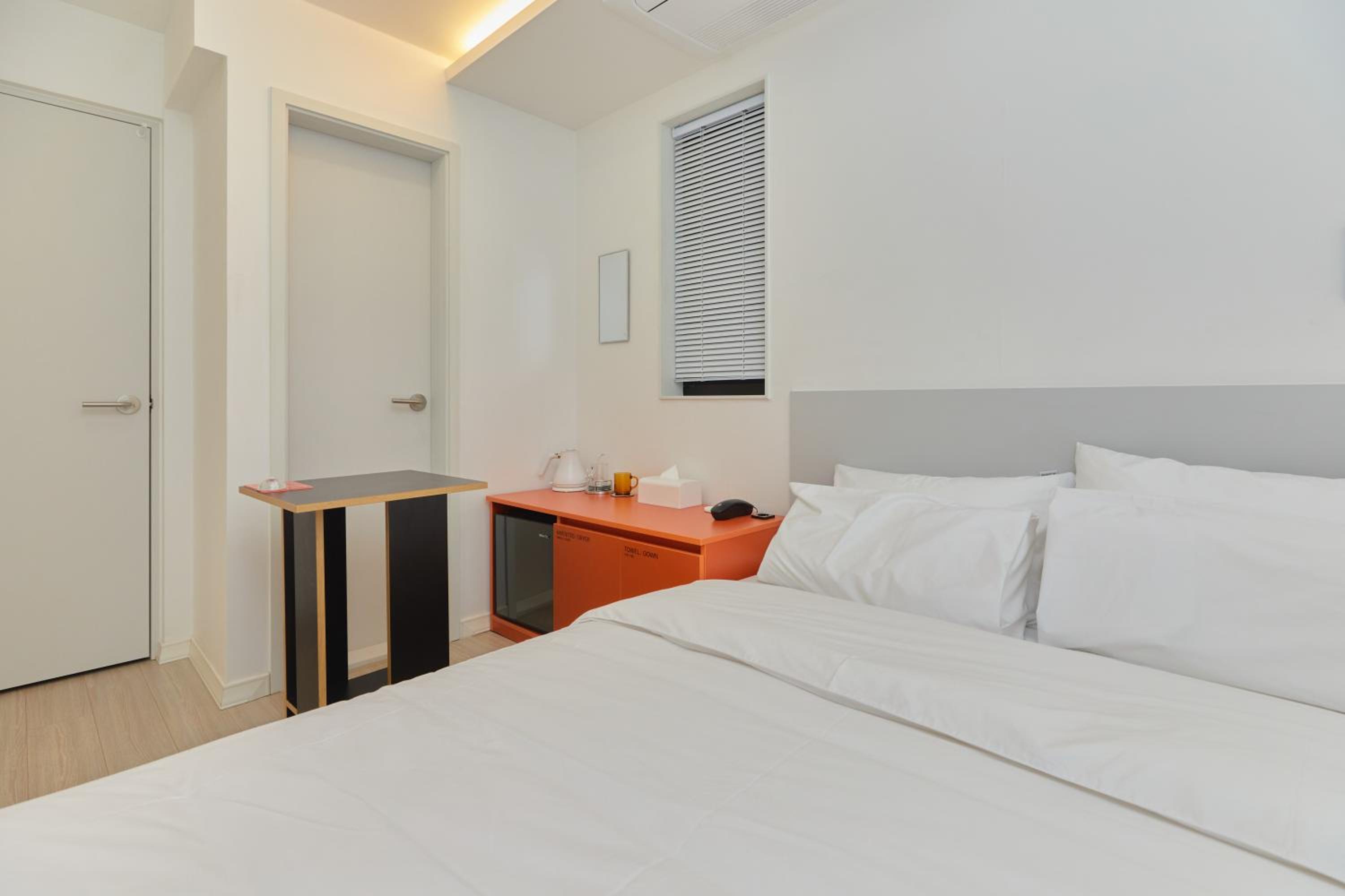 Standard Double Room A - Photo 2