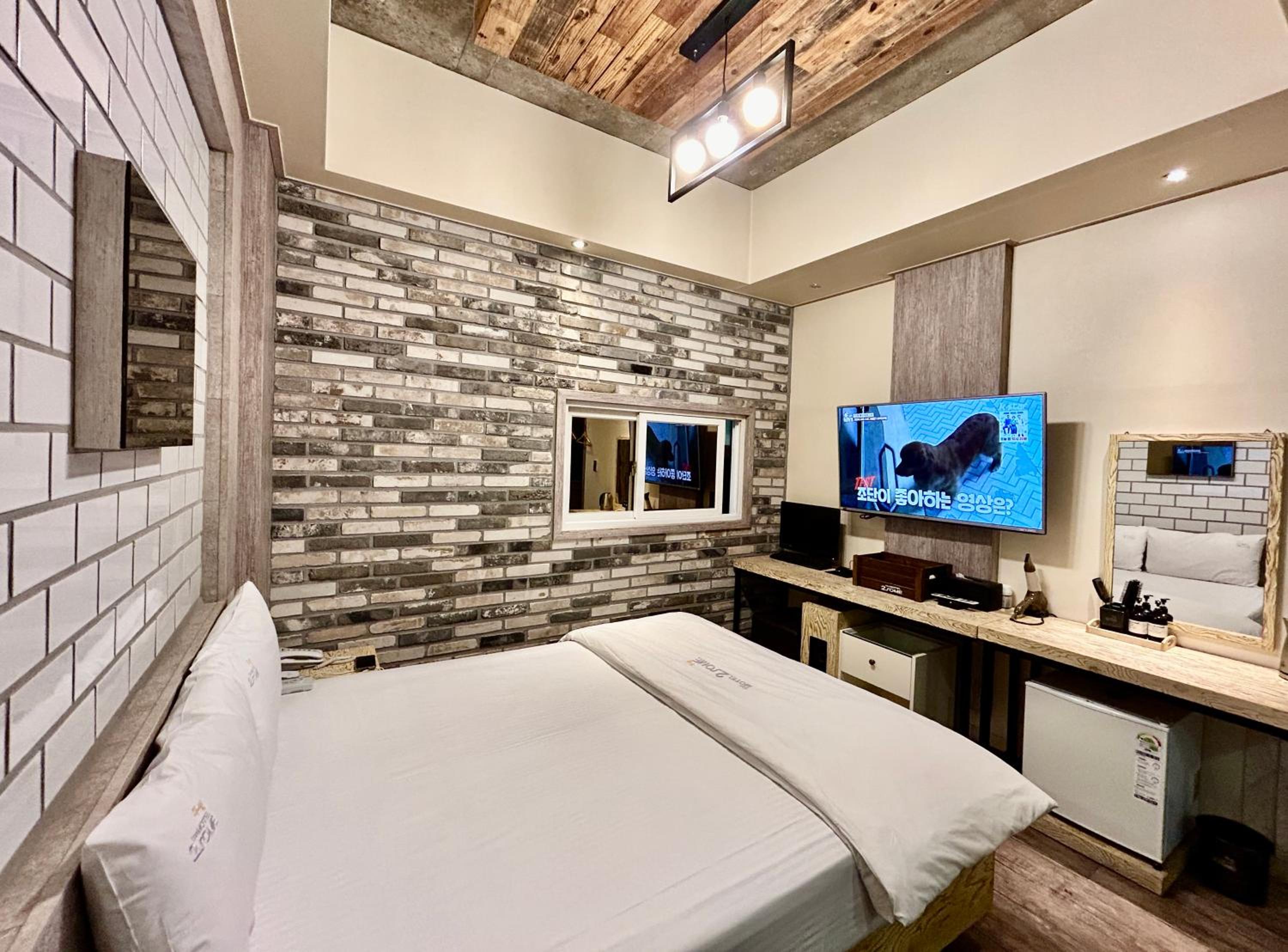 Standard Double Room - Photo 1