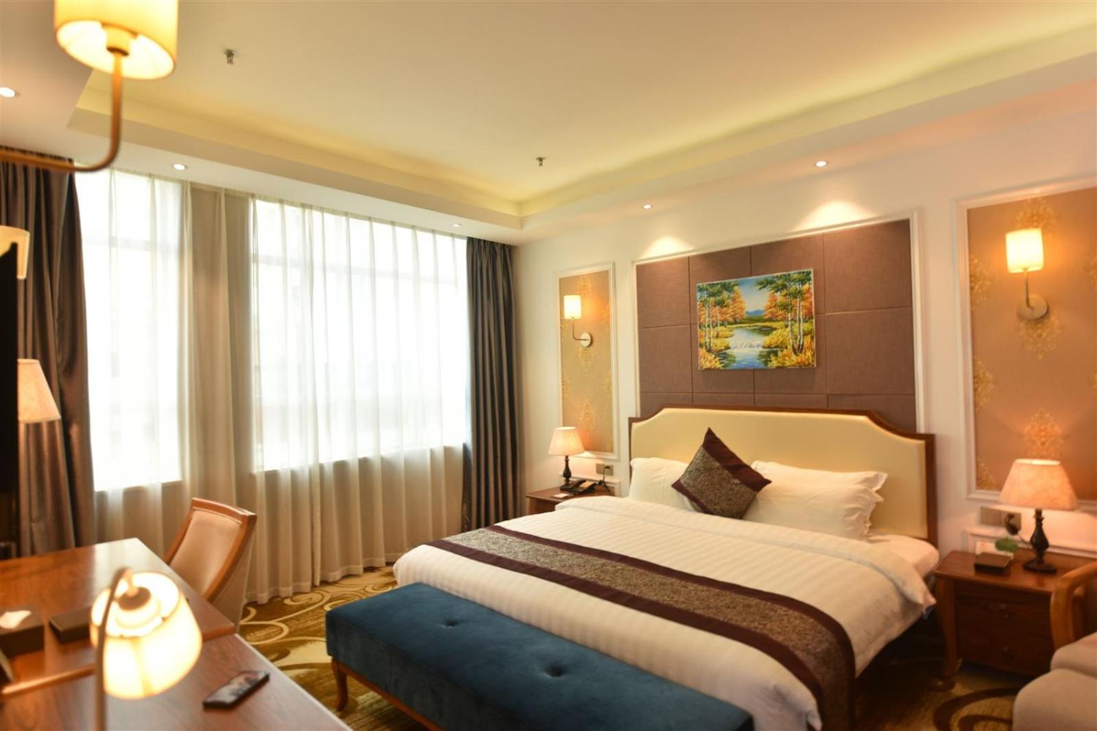 Executive Suite photo 3