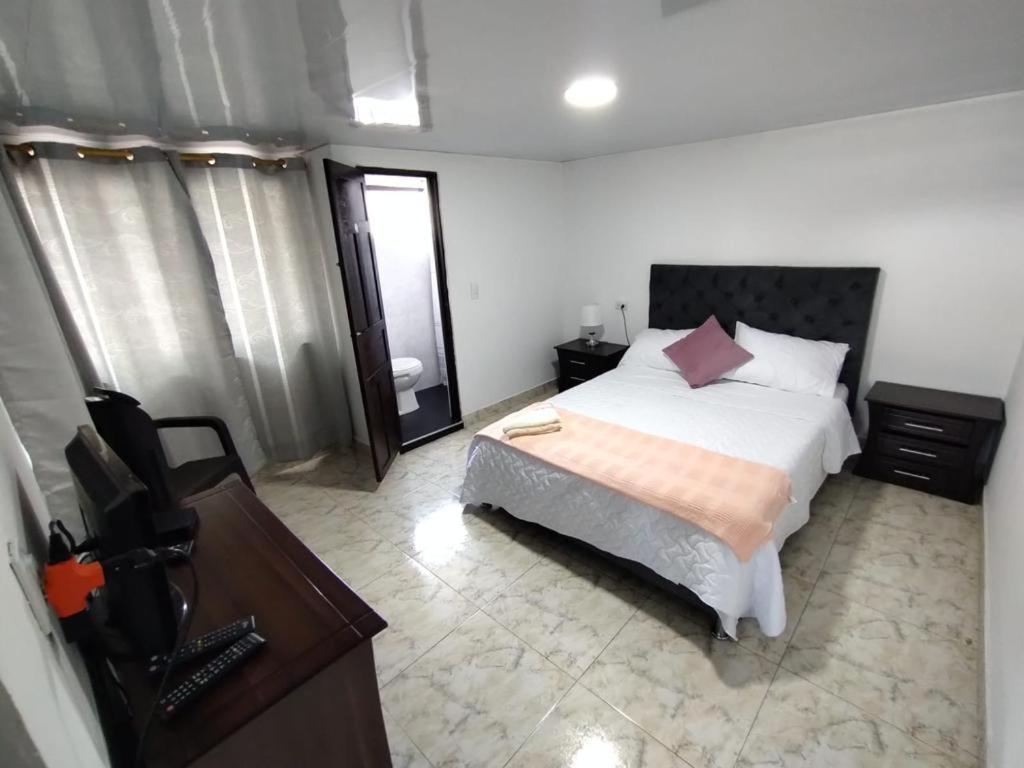 Three-Bedroom Apartment photo 2