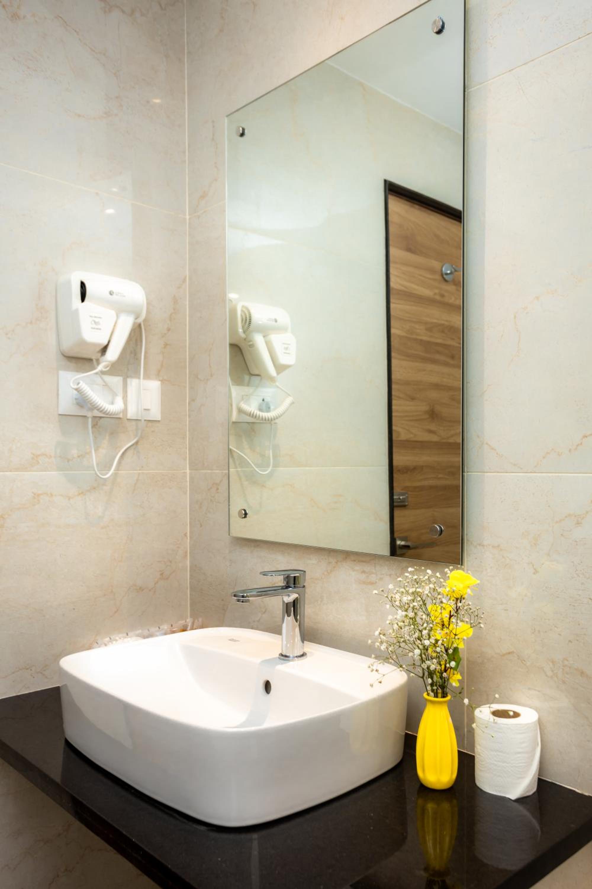 Deluxe Double Room - Photo 1