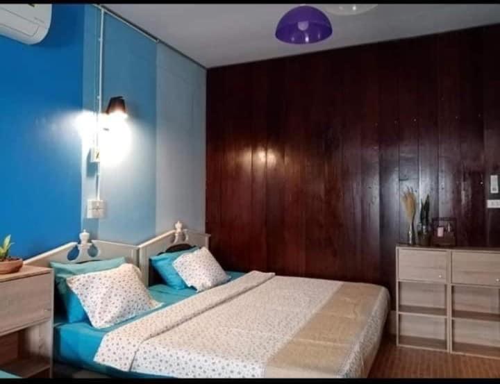 Large Double or Twin Room photo 3
