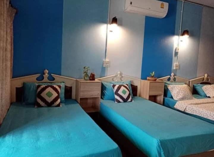Large Double or Twin Room photo 2