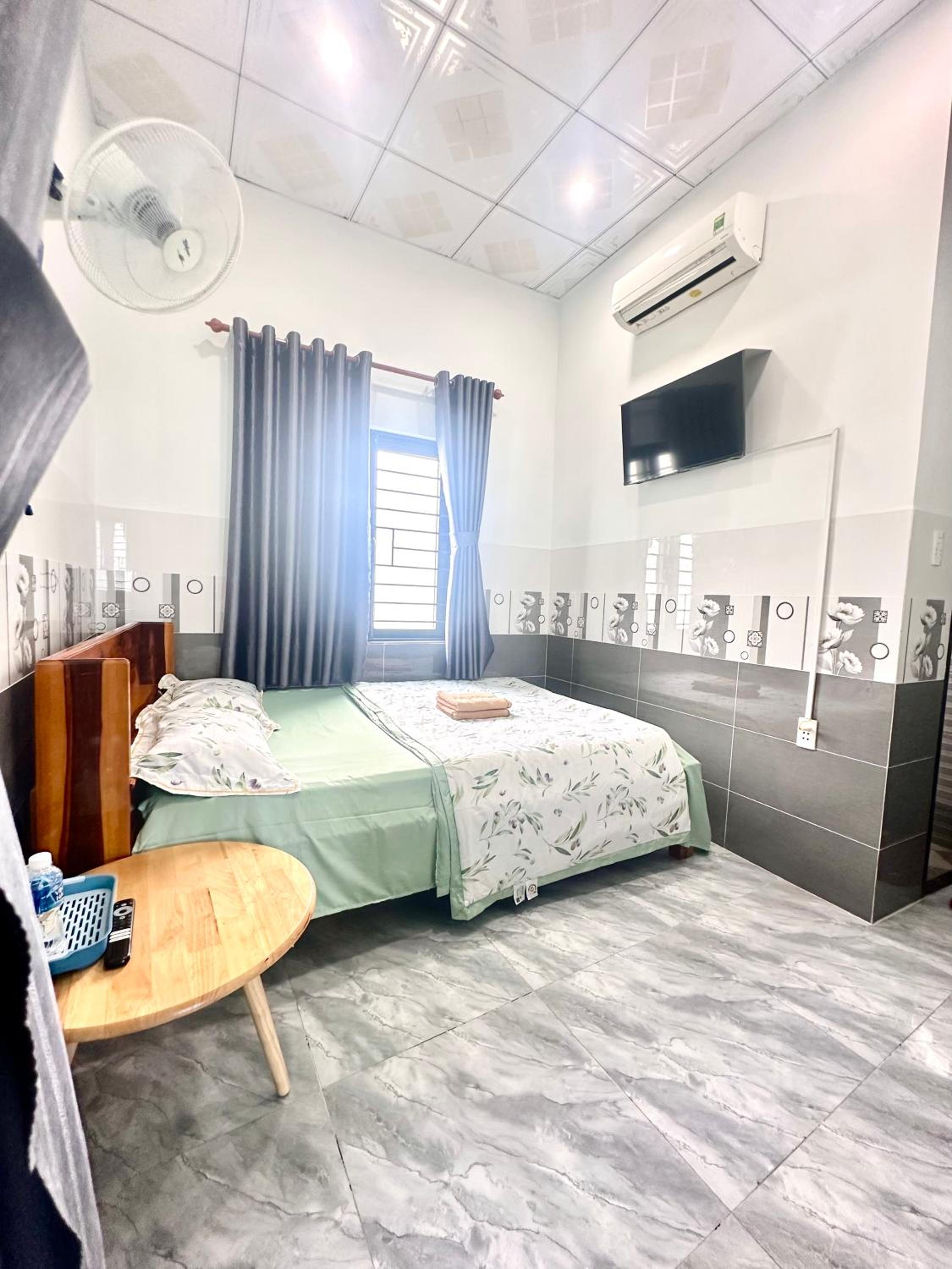 Deluxe Room (2 Adults + 1 Child) photo 1