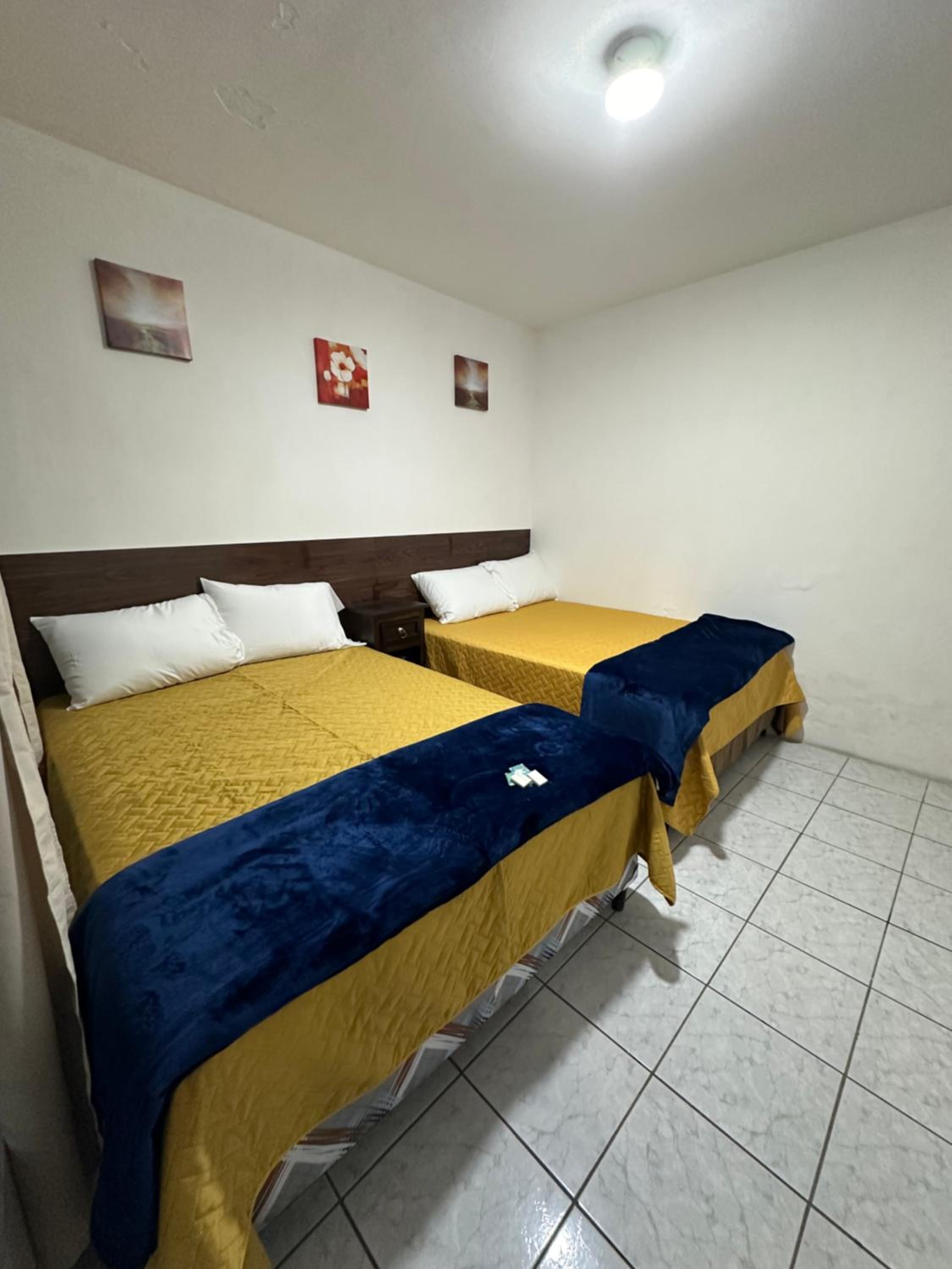 Double Room with Private Bathroom photo 2