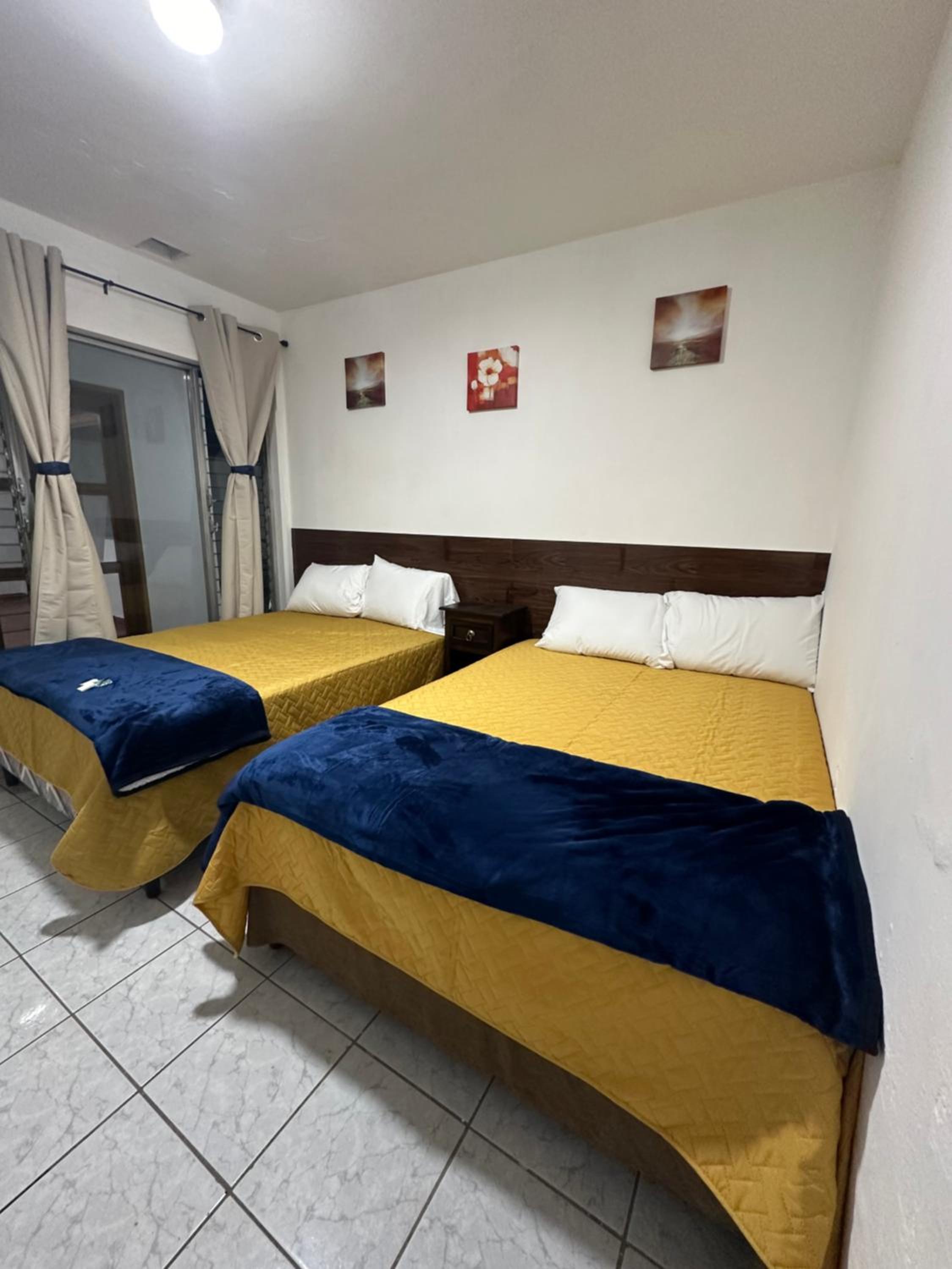 Double Room with Private Bathroom photo 1