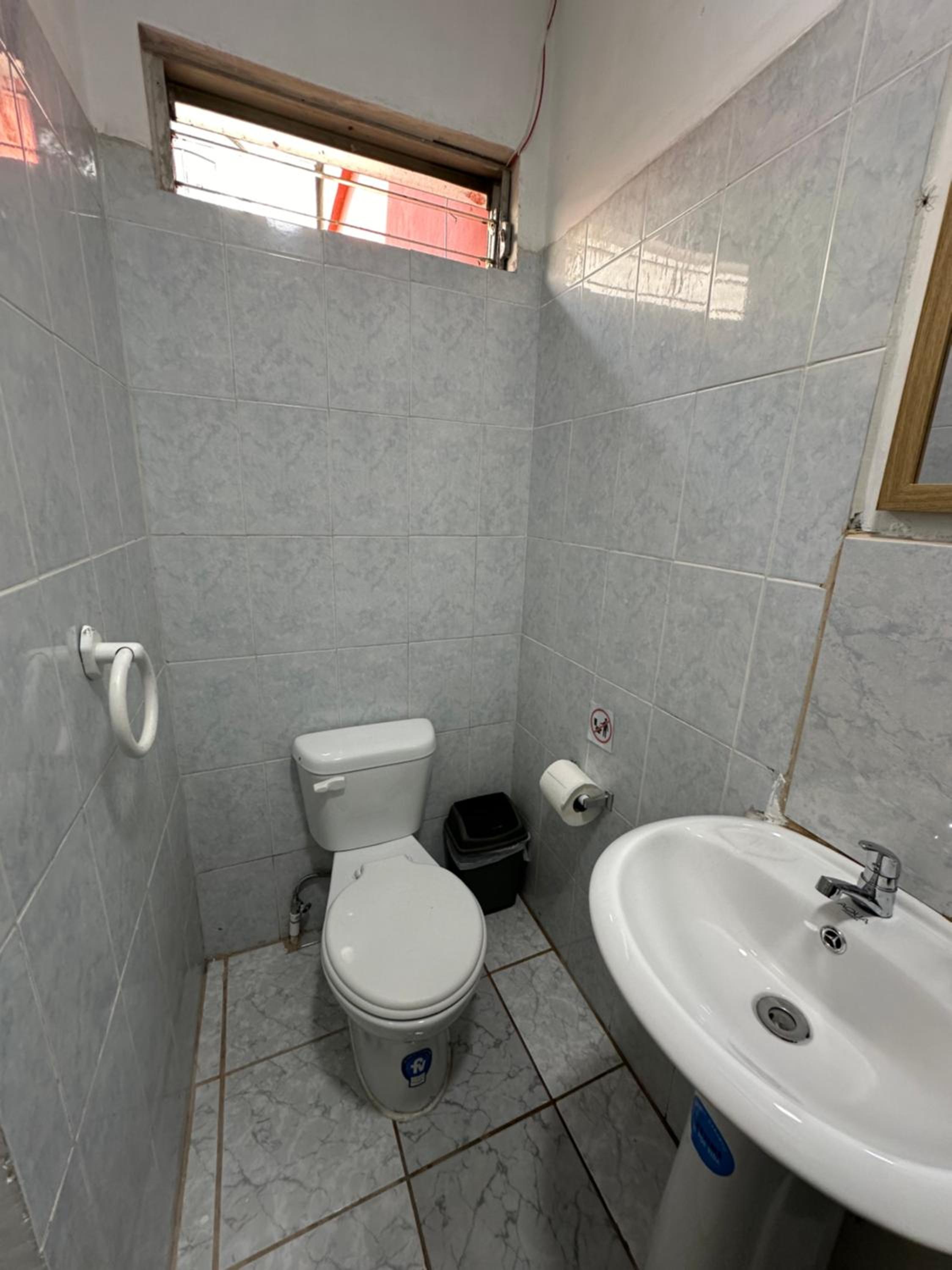 Double Room with Private Bathroom photo 2