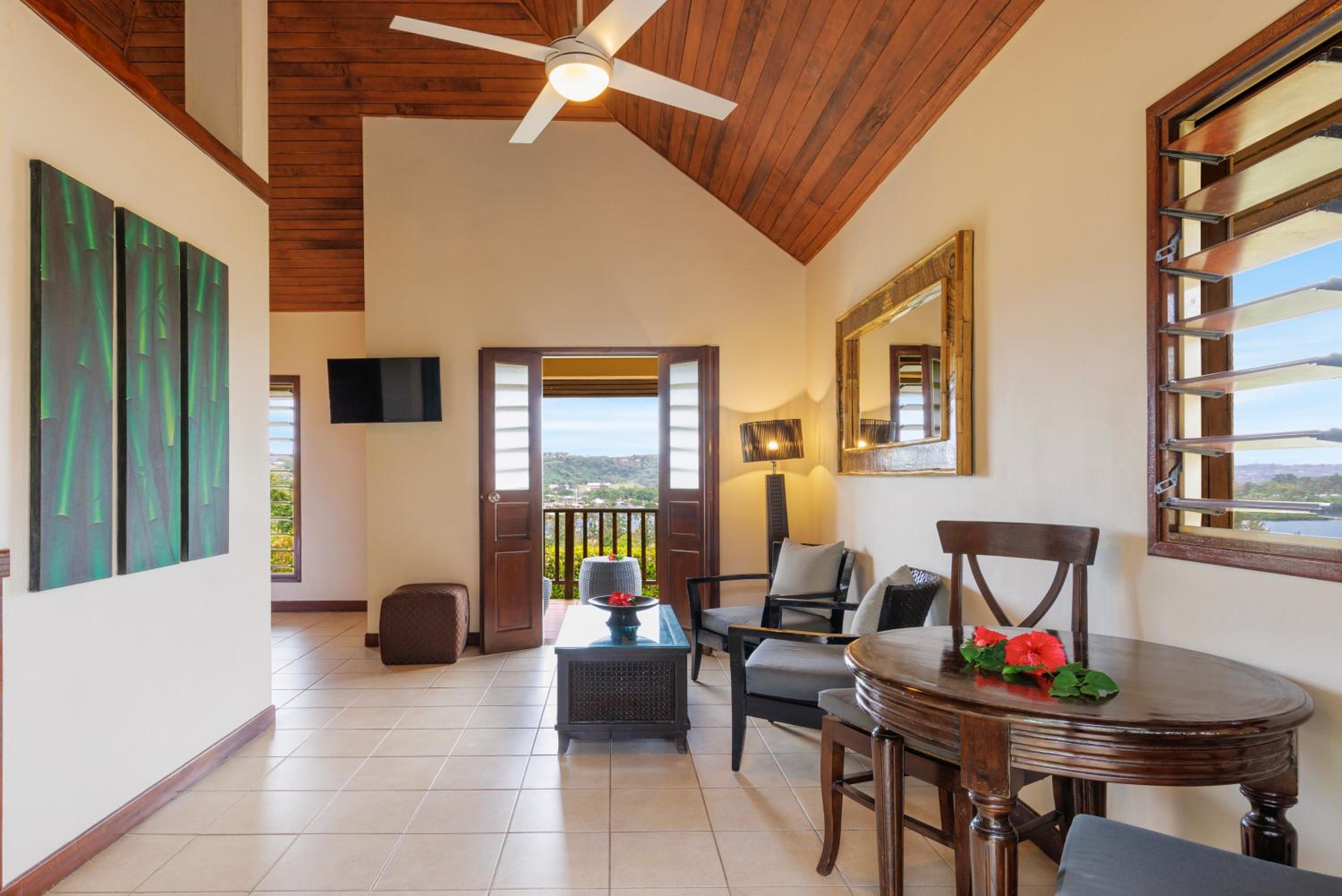 Lagoon View Bungalow  photo 2