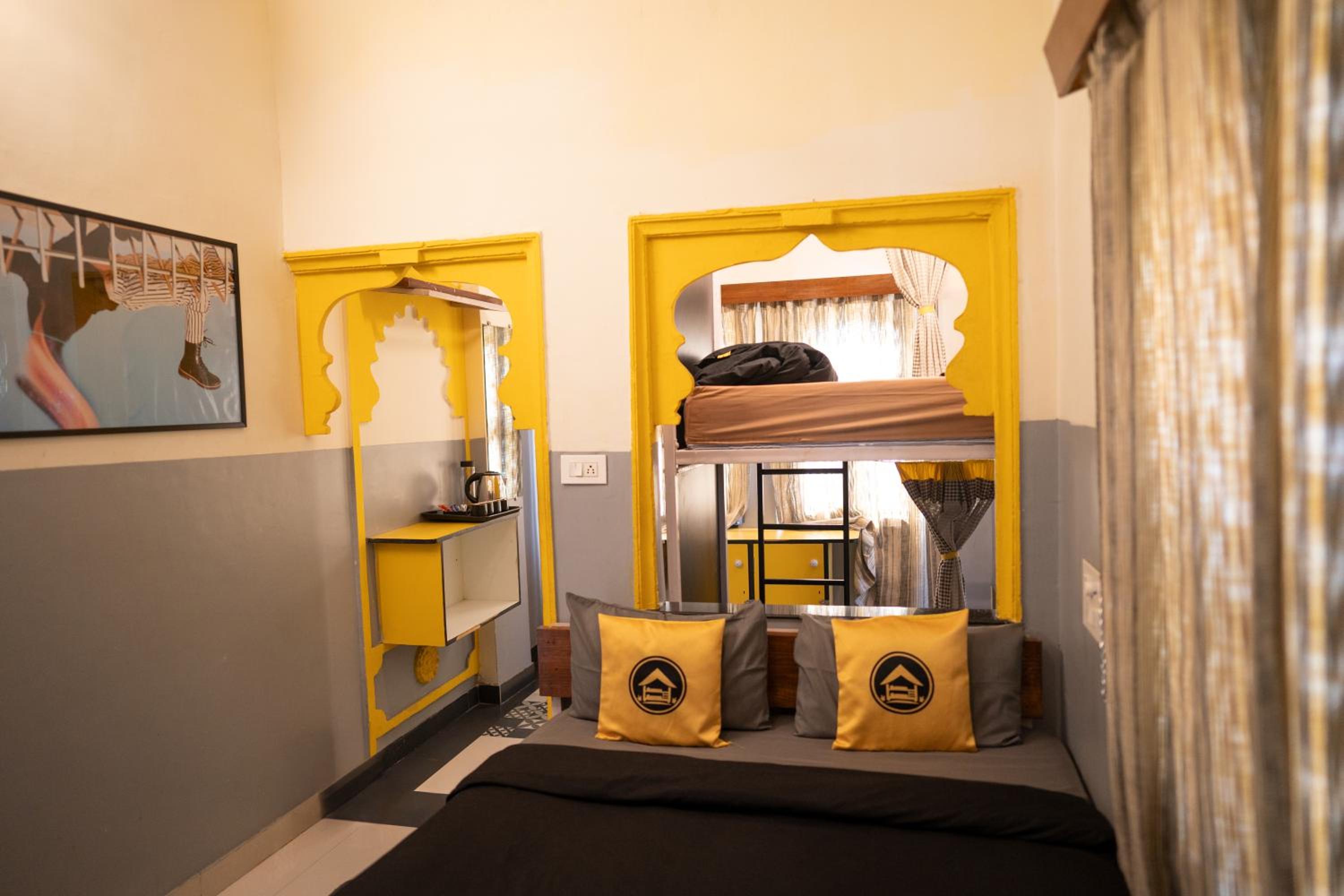 Deluxe Quadruple Room - Photo 3