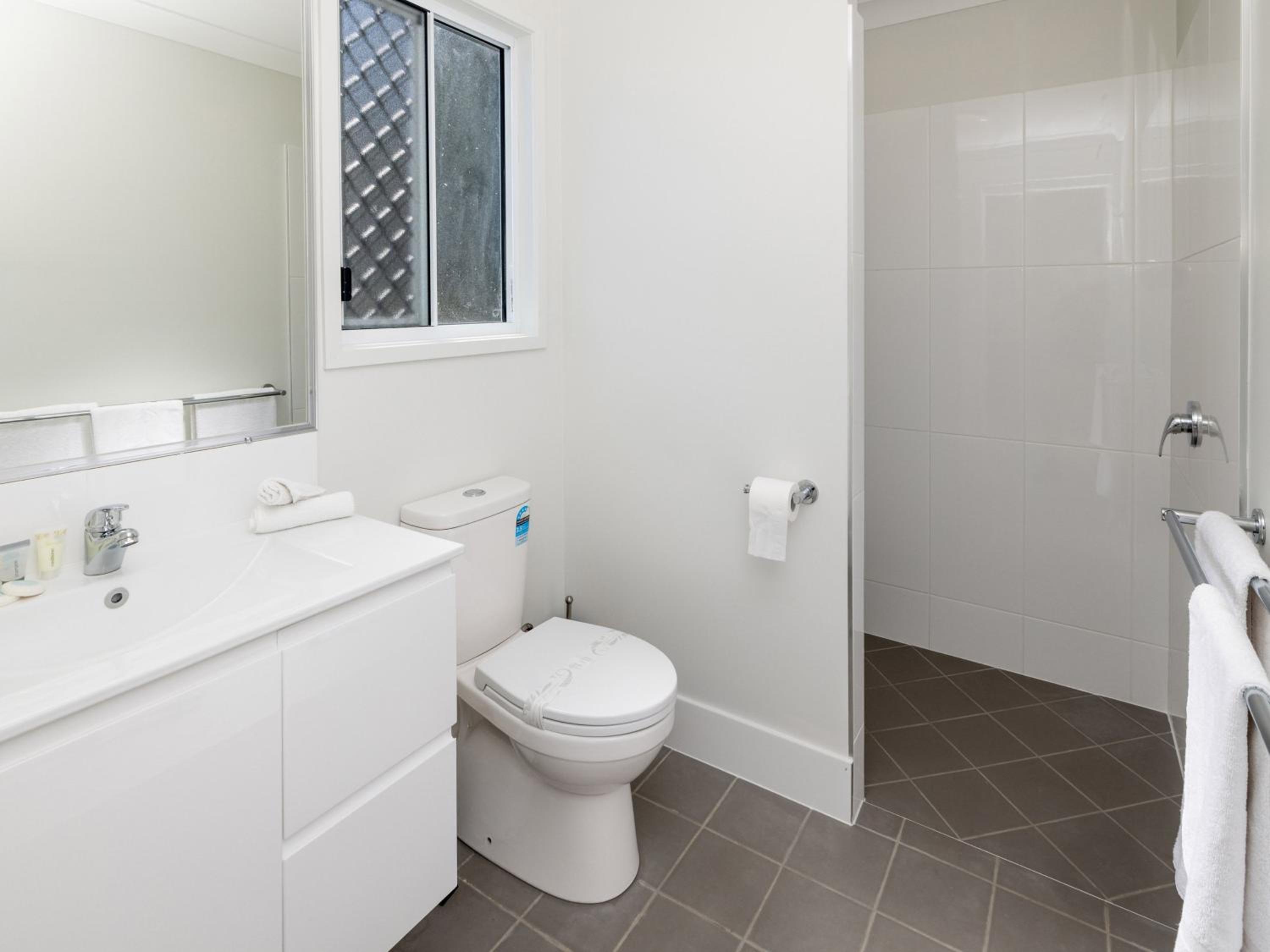 Superior Balcony 2 Bedroom Villa - Not Pet Friendly photo 2