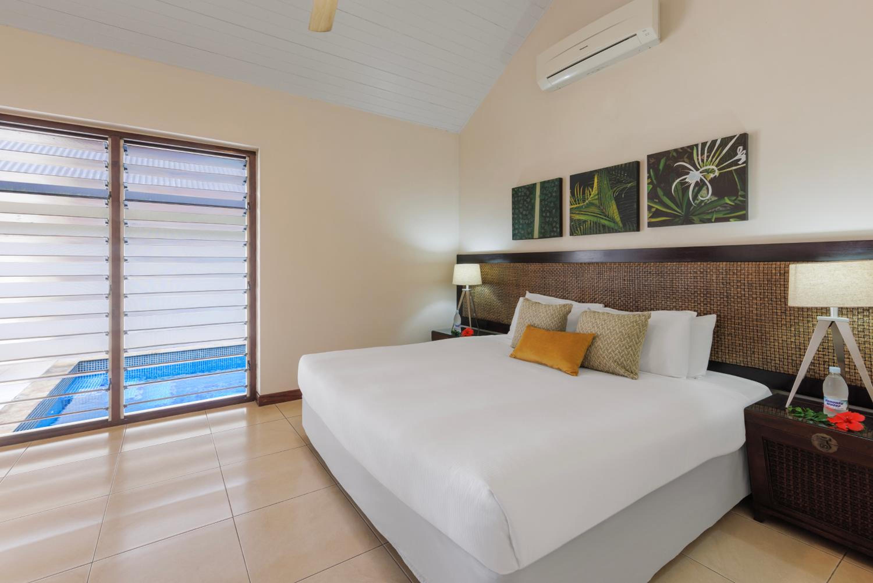 Garden View Pool Apartment - Photo 1