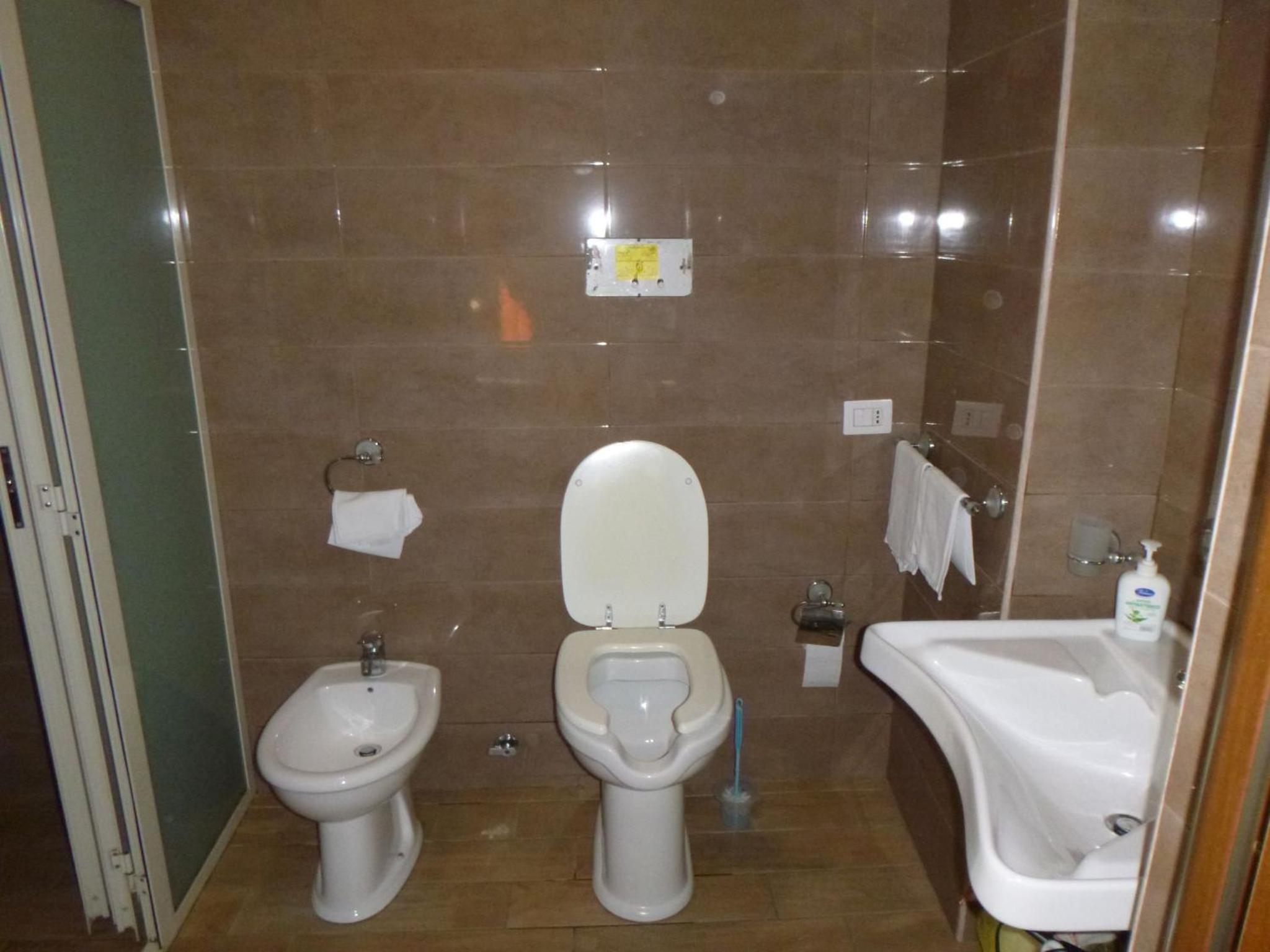 Double or Twin Room - Split Level - Photo 3