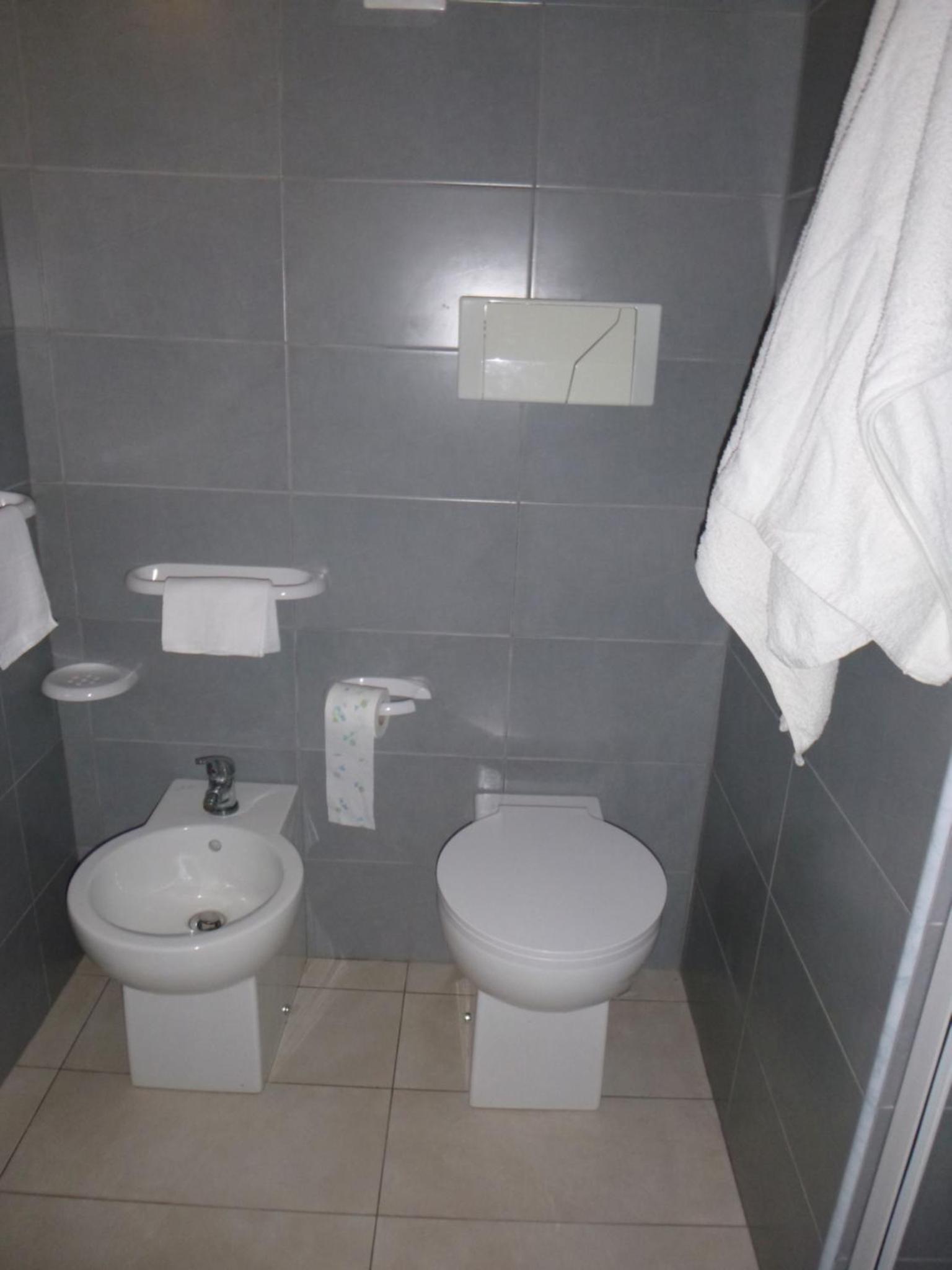 Double or Twin Room - Split Level - Photo 6
