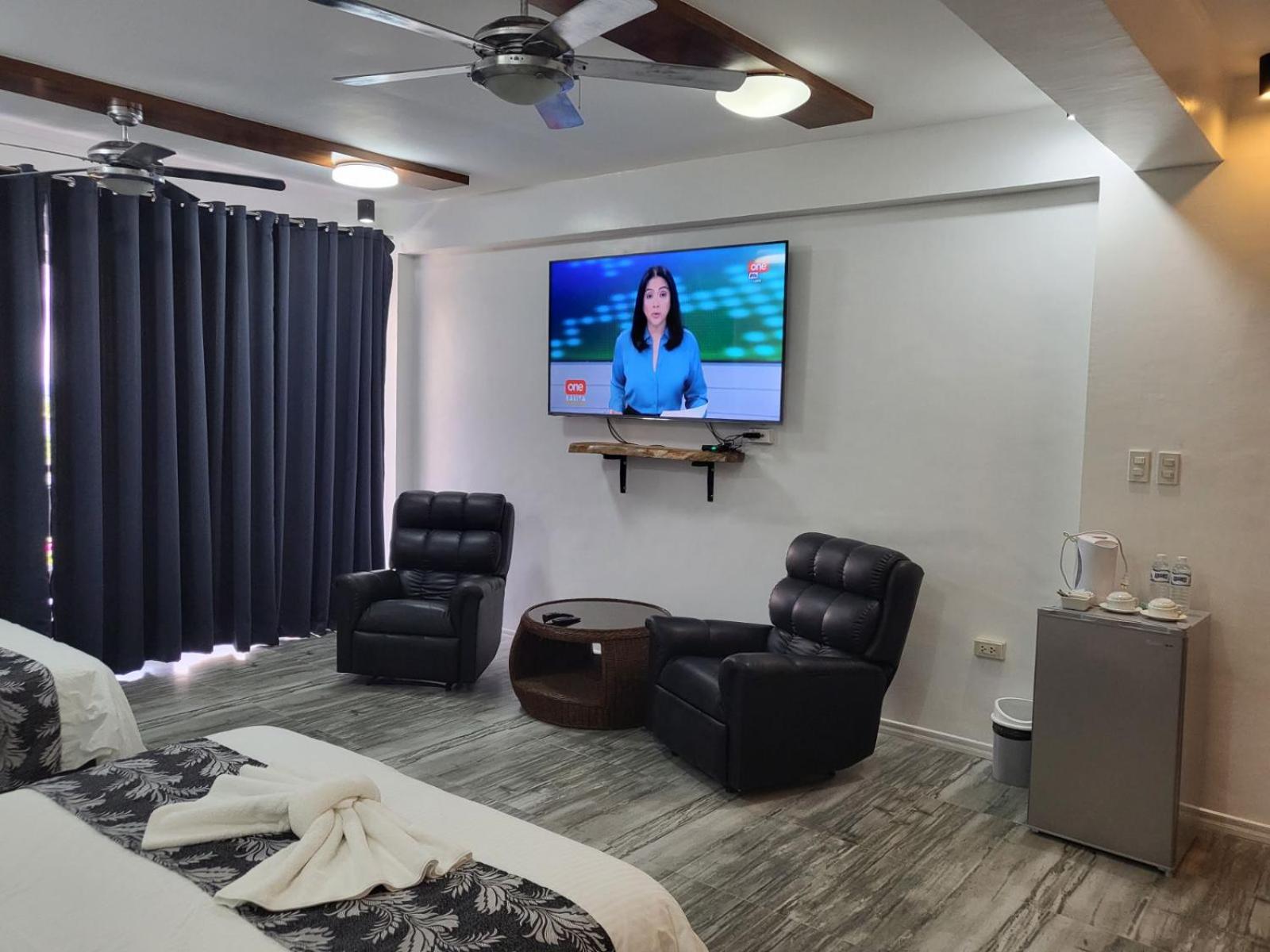 Twin Room with Balcony photo 2