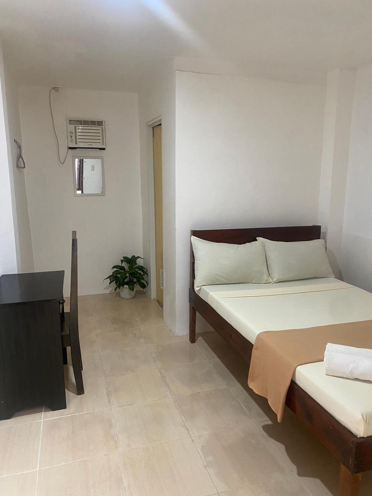 Double Room - Photo 3