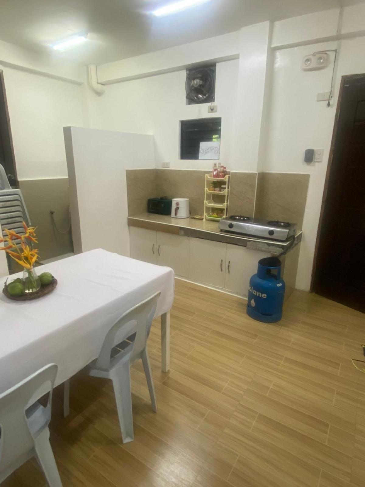 Double Room - Photo 17