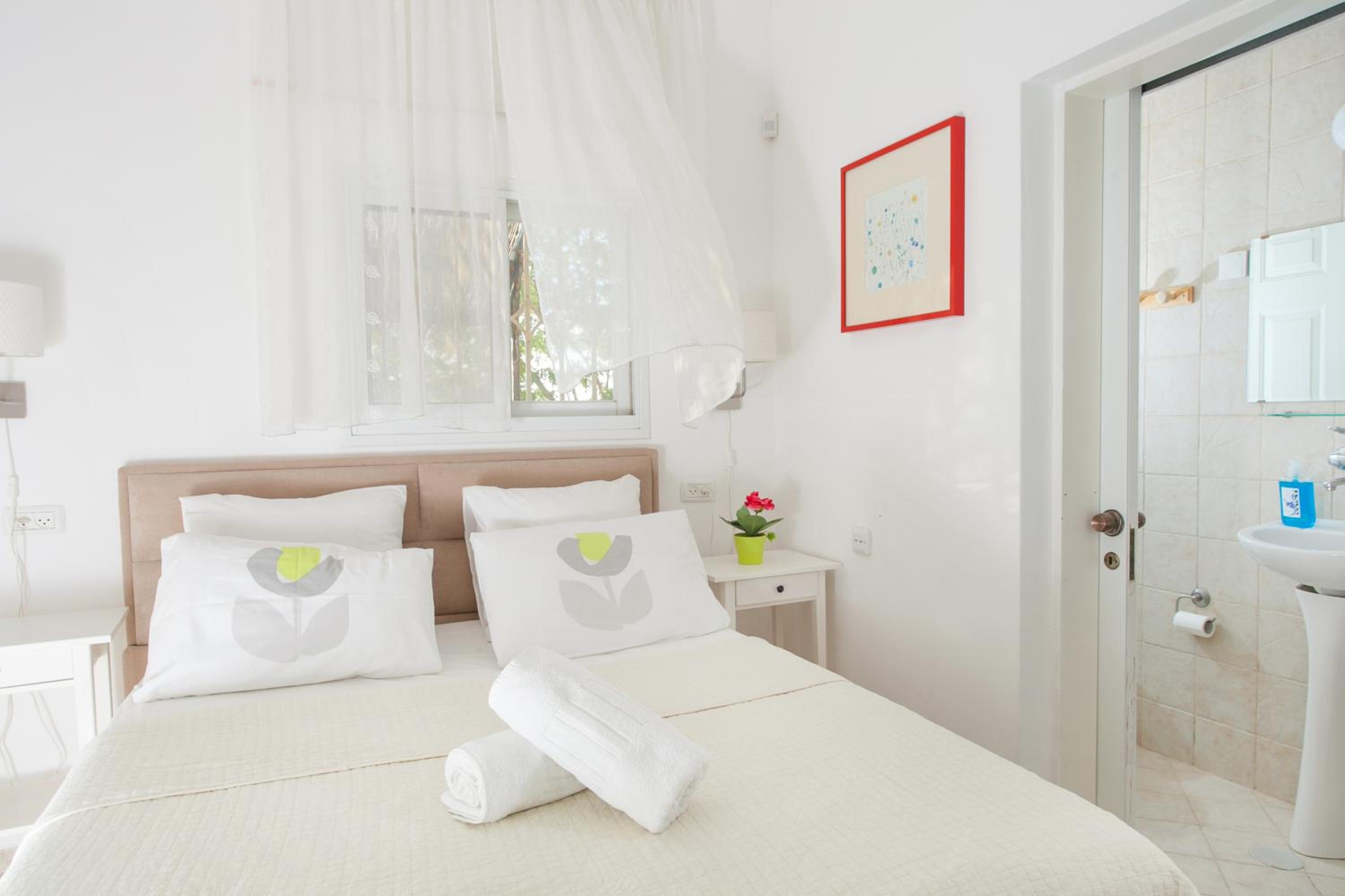 Double Room In A Shared Villa photo 1