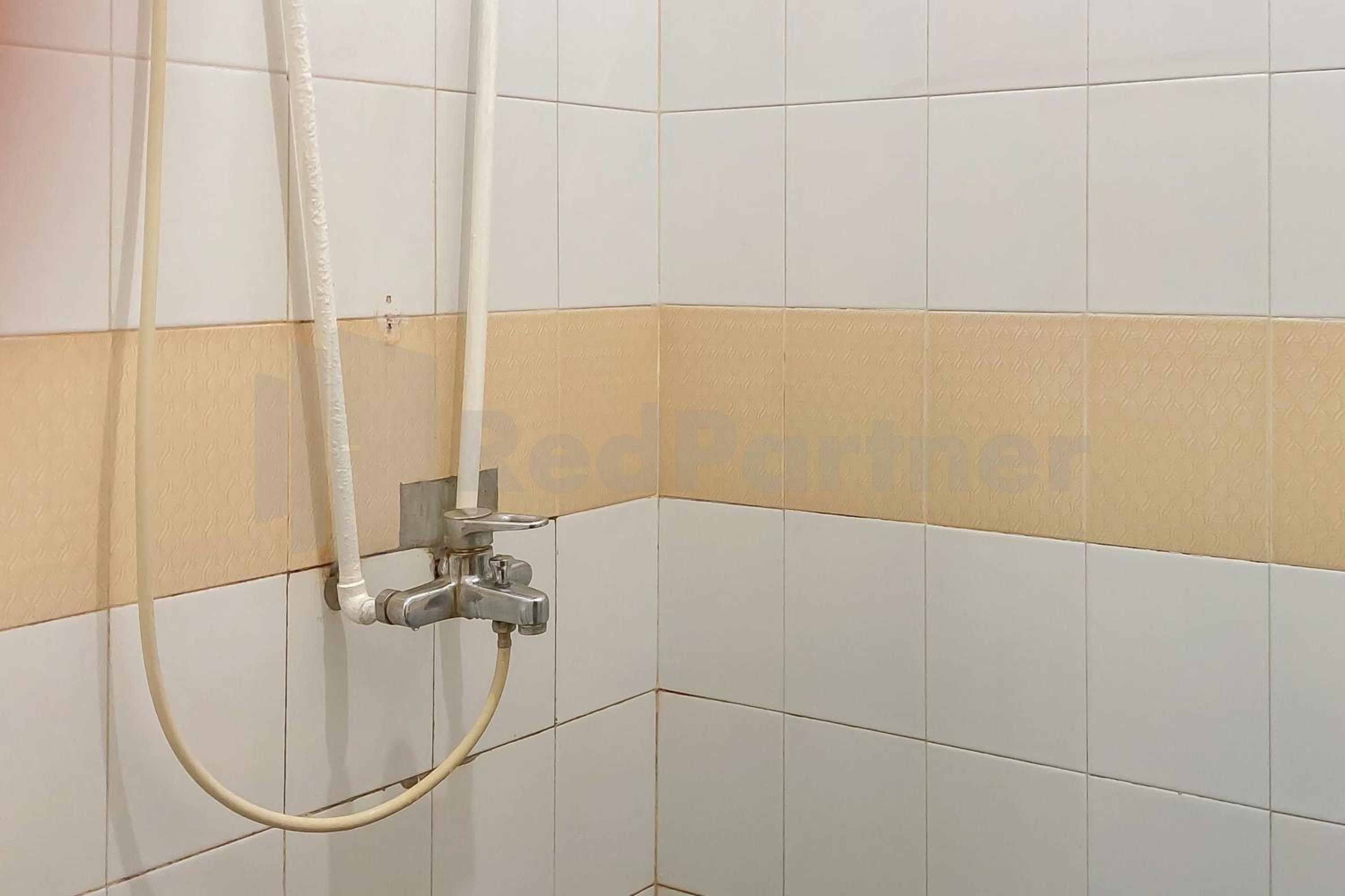 Standard Double Room with Shared Bathroom photo 3