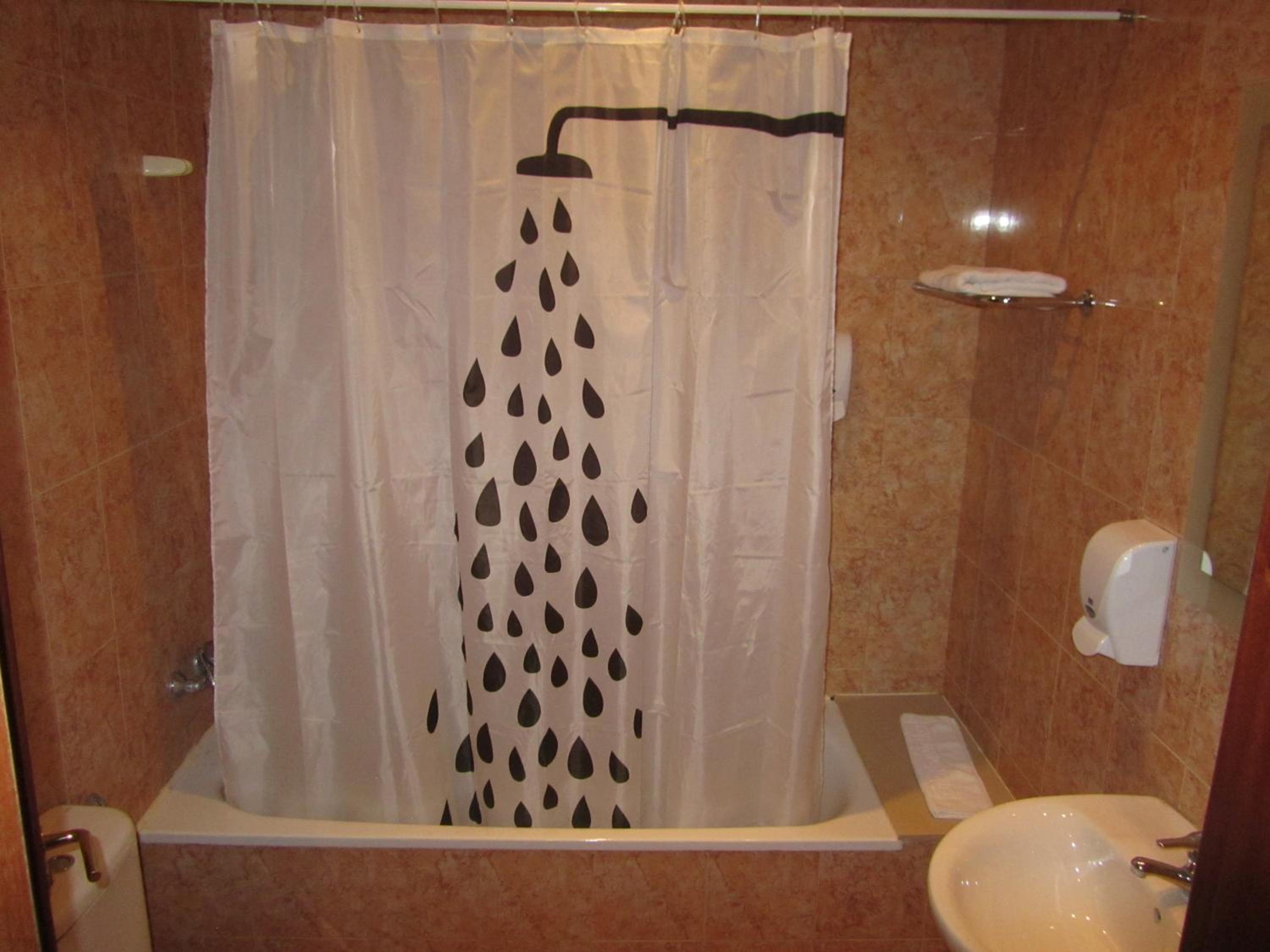 Double or Twin Room photo 3