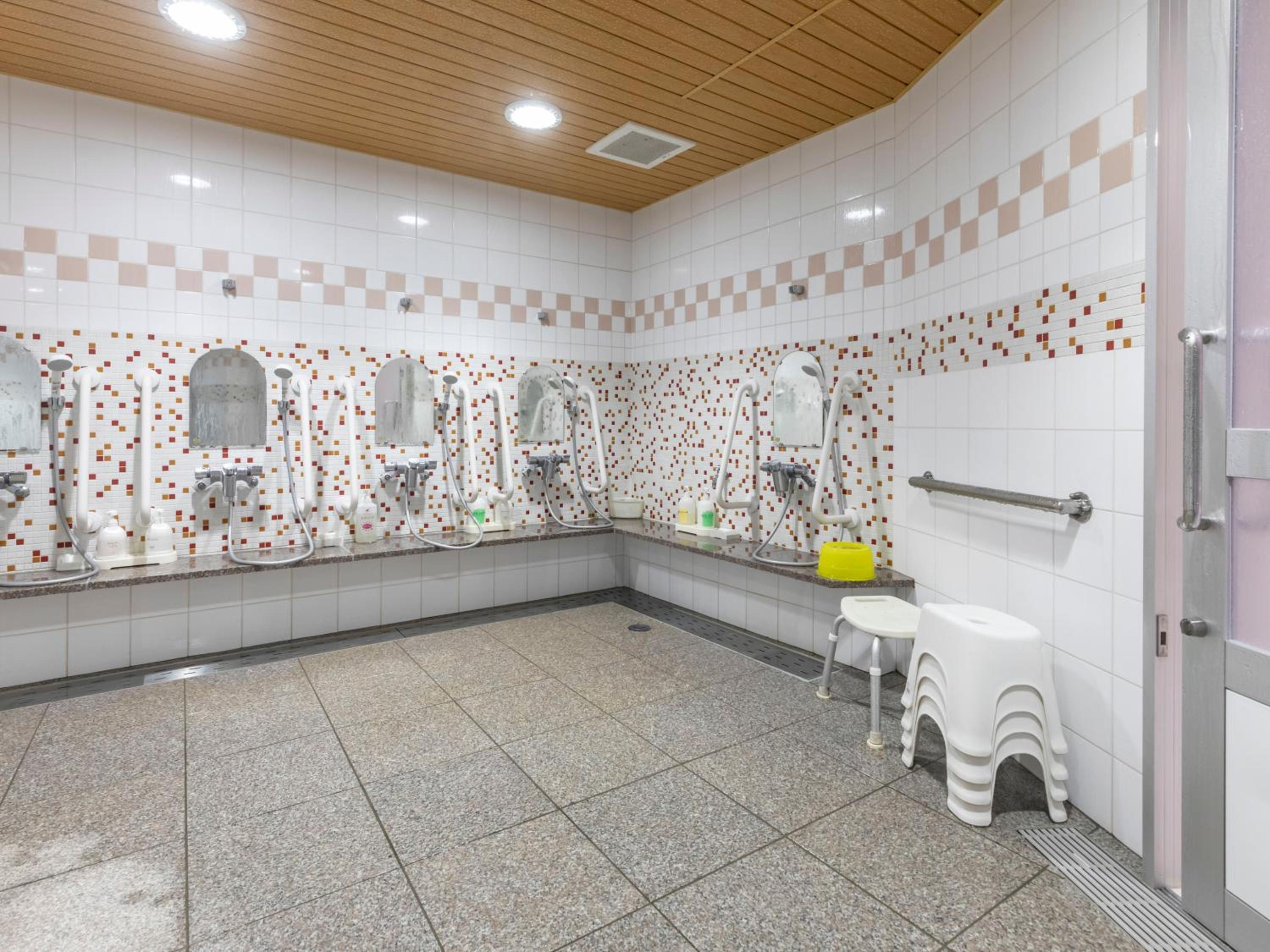 Standard Single Room With Shared Bathroom photo 3