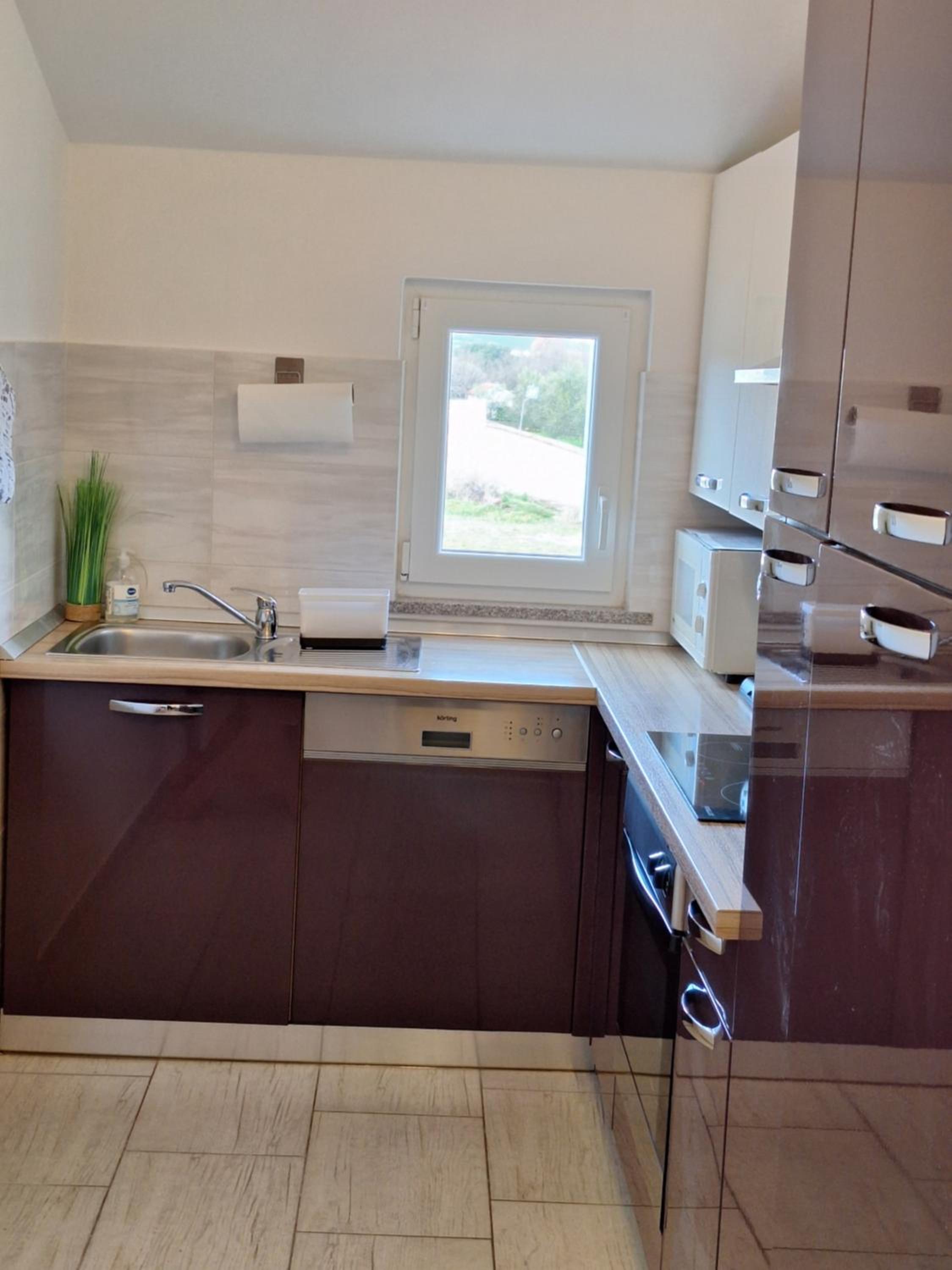 Studio Apartment - Photo 26