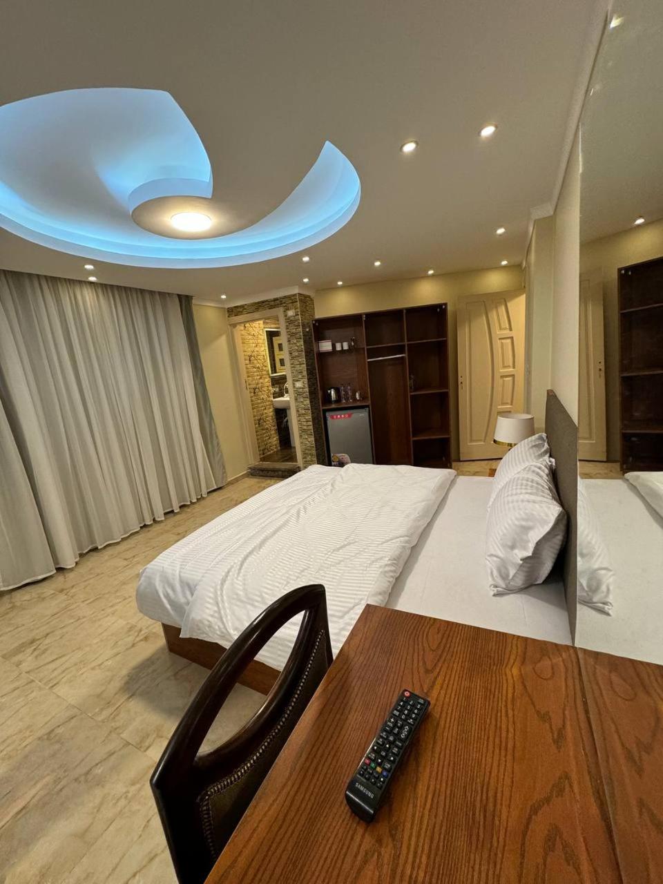 King Room With Two King Beds photo 3