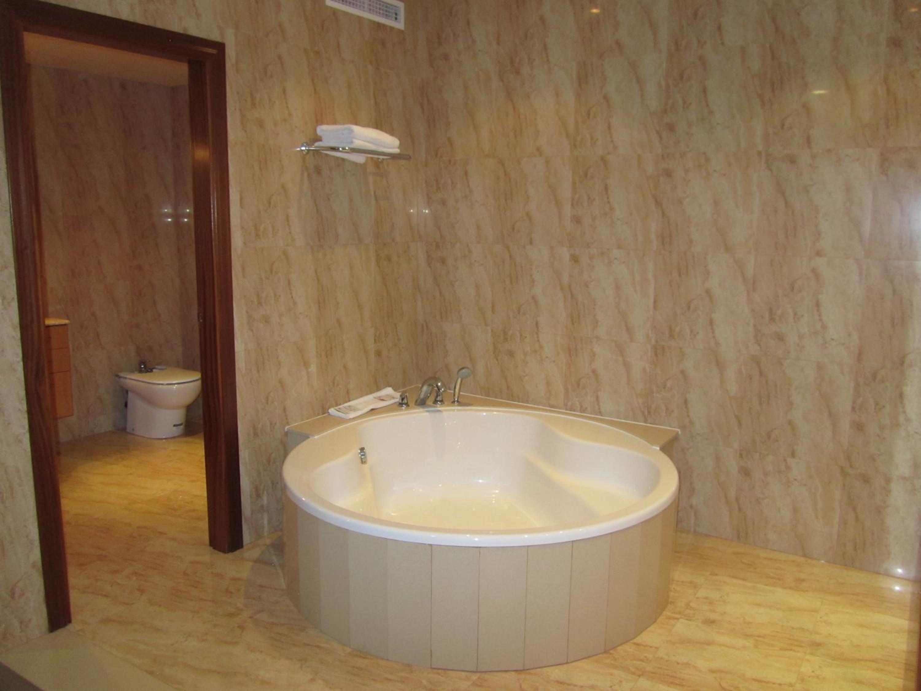 Suite with Garden View photo 2