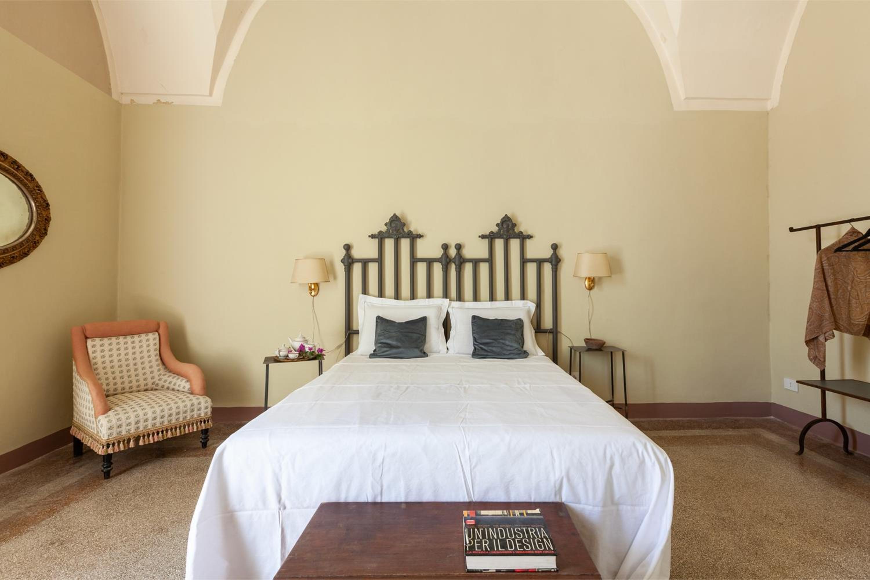 Villa photo 2