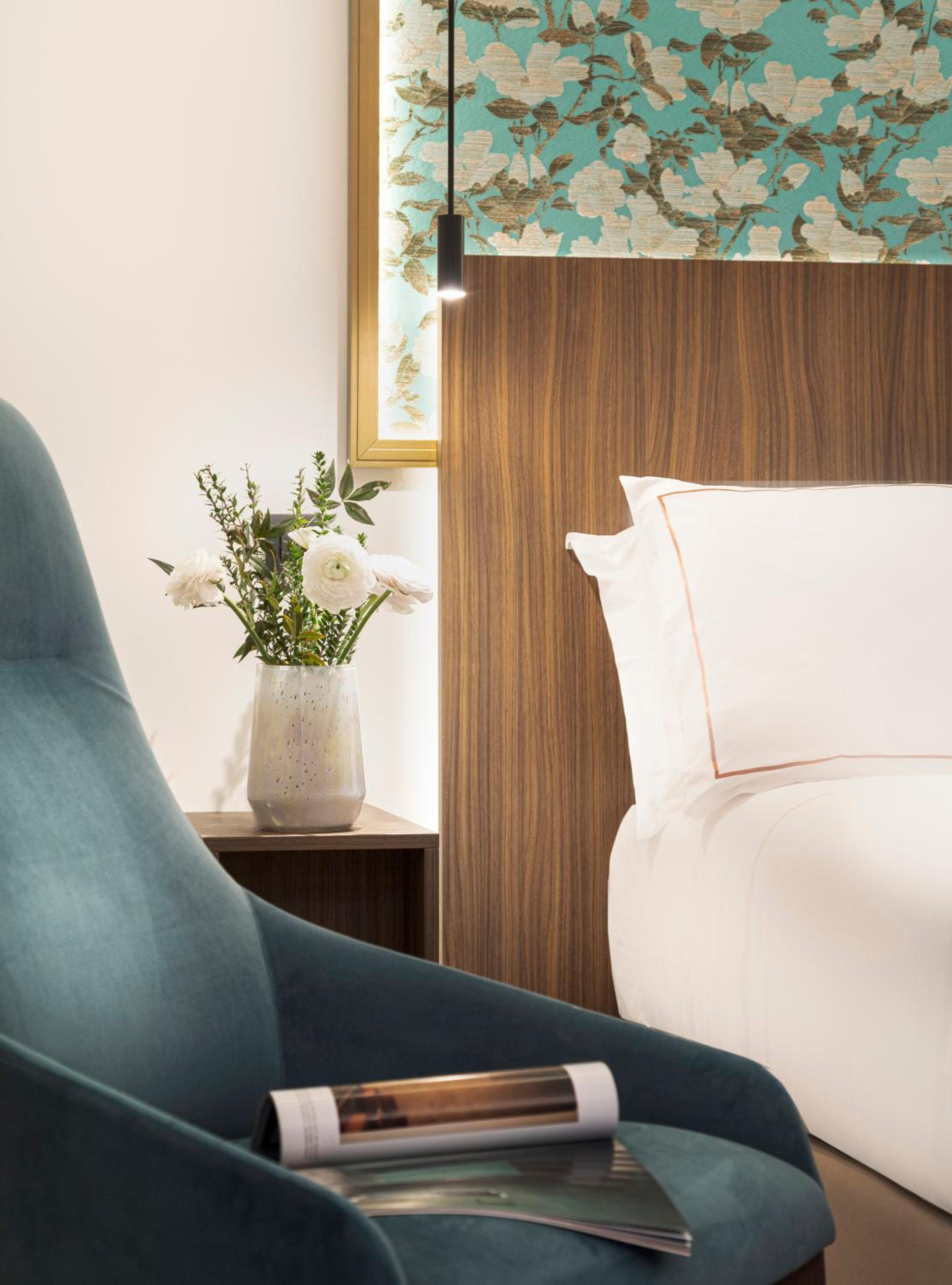 Junior Suite with Spa Access