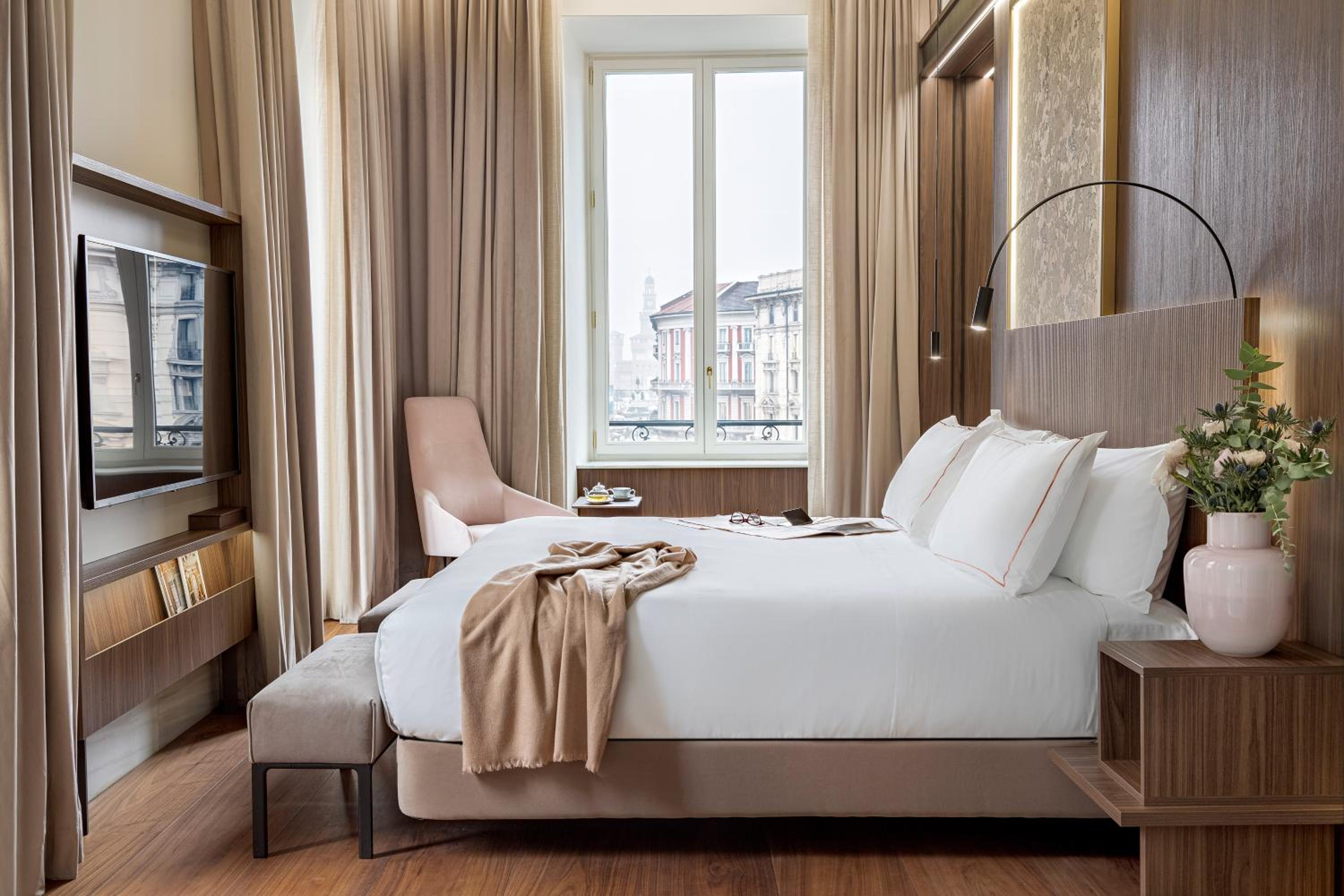 Aragona Suite with Spa Access