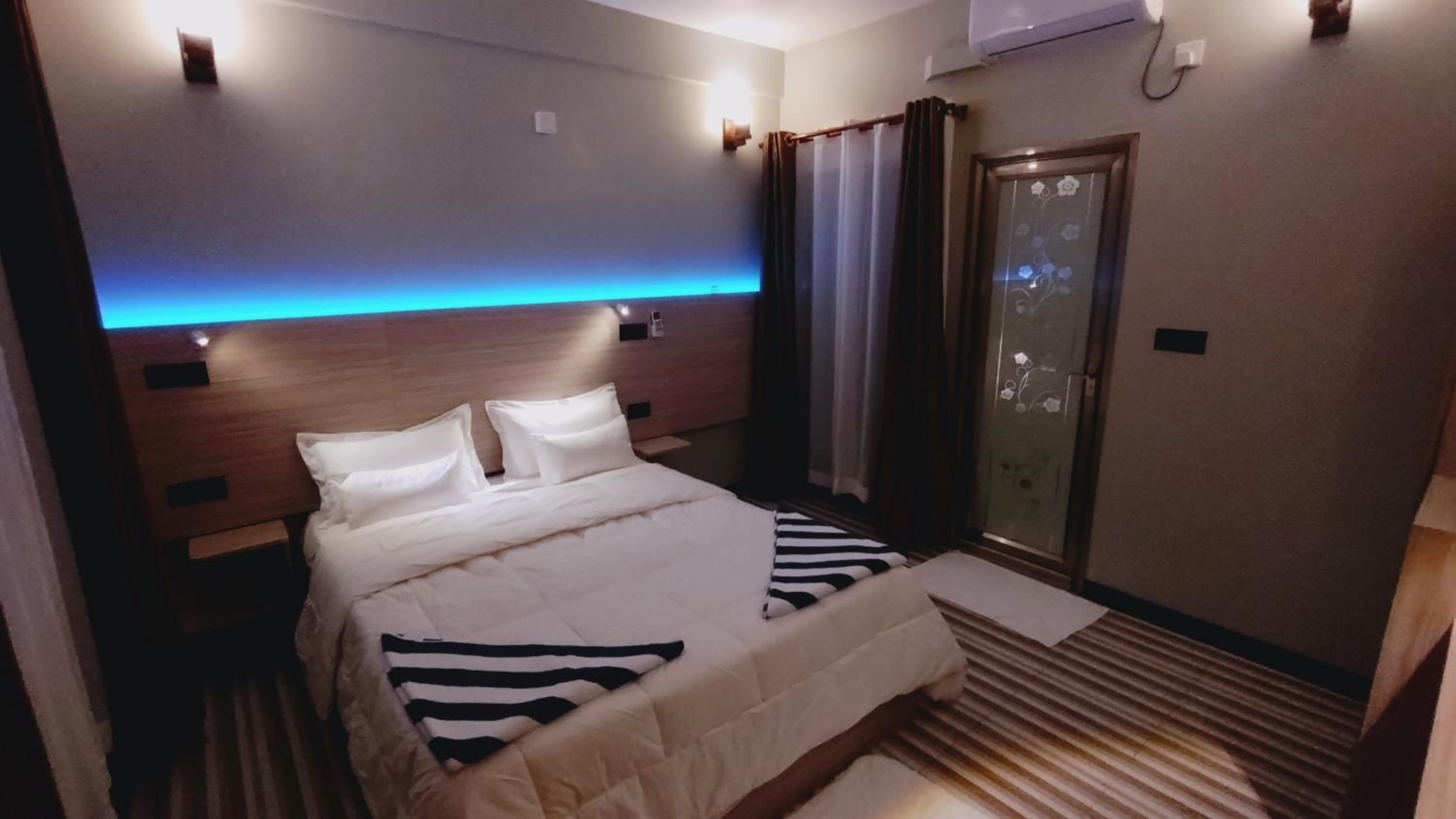 Deluxe Double Room photo 2
