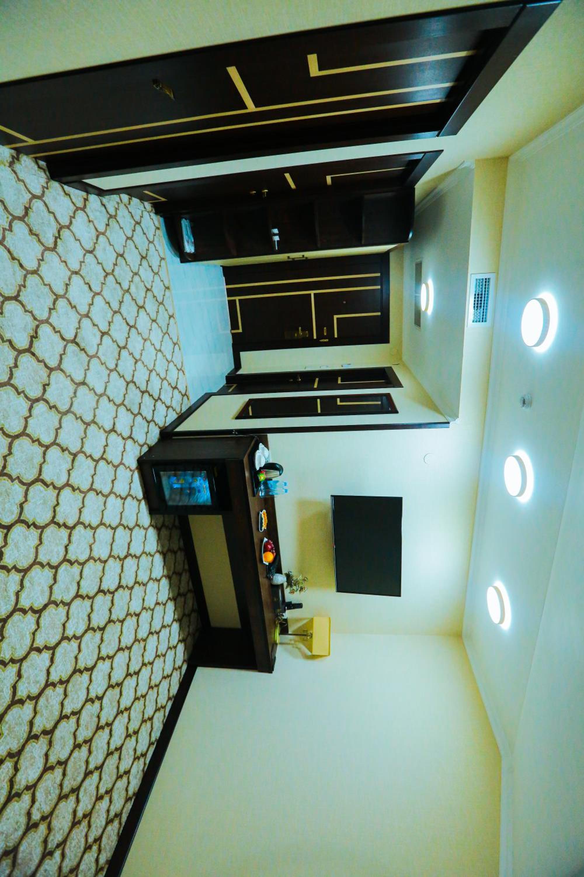 Economy Triple Room with Shared Bathroom photo 3