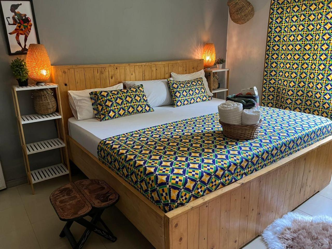 Deluxe King Suite photo 2