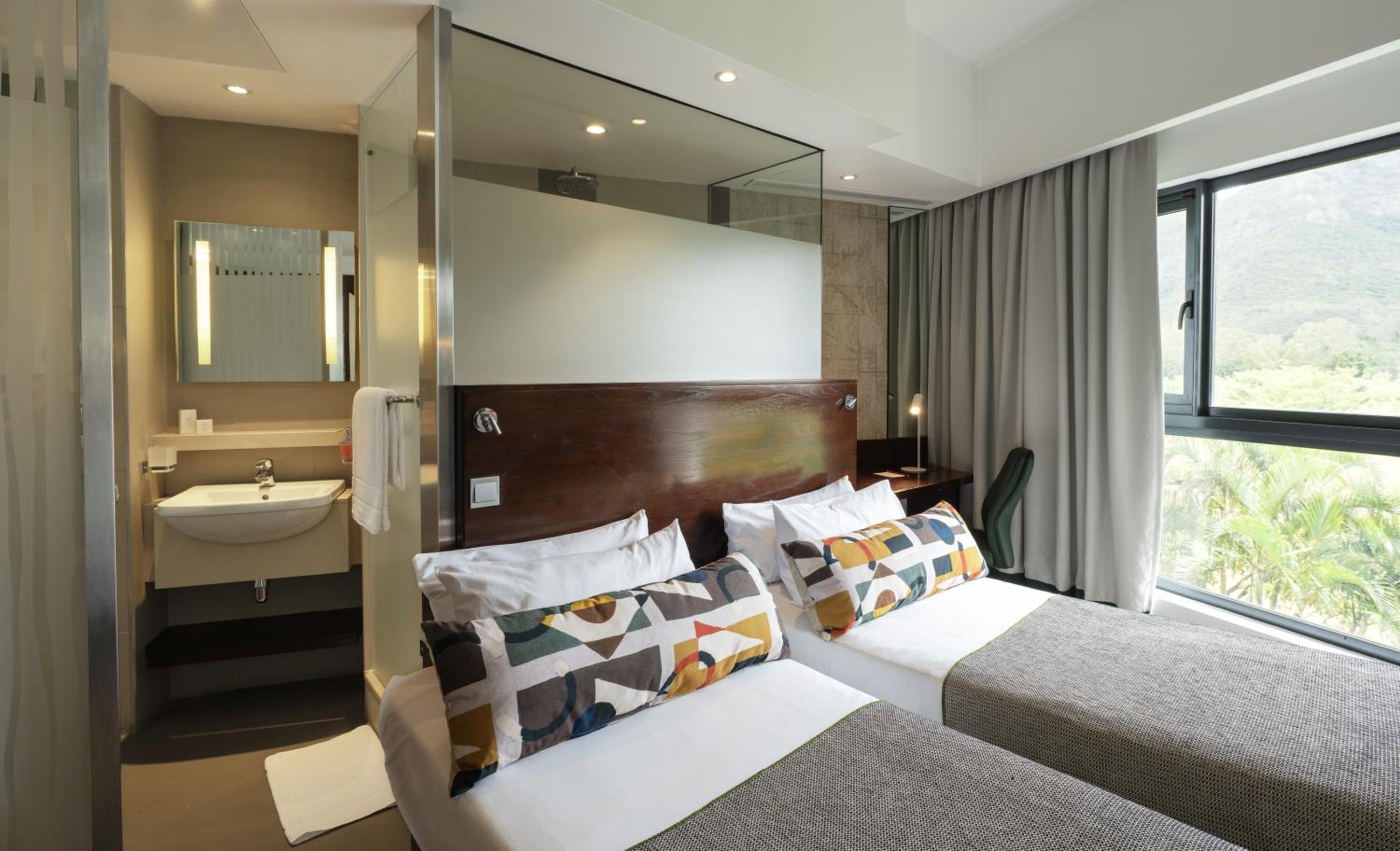 Standard Room Twin - Photo 4
