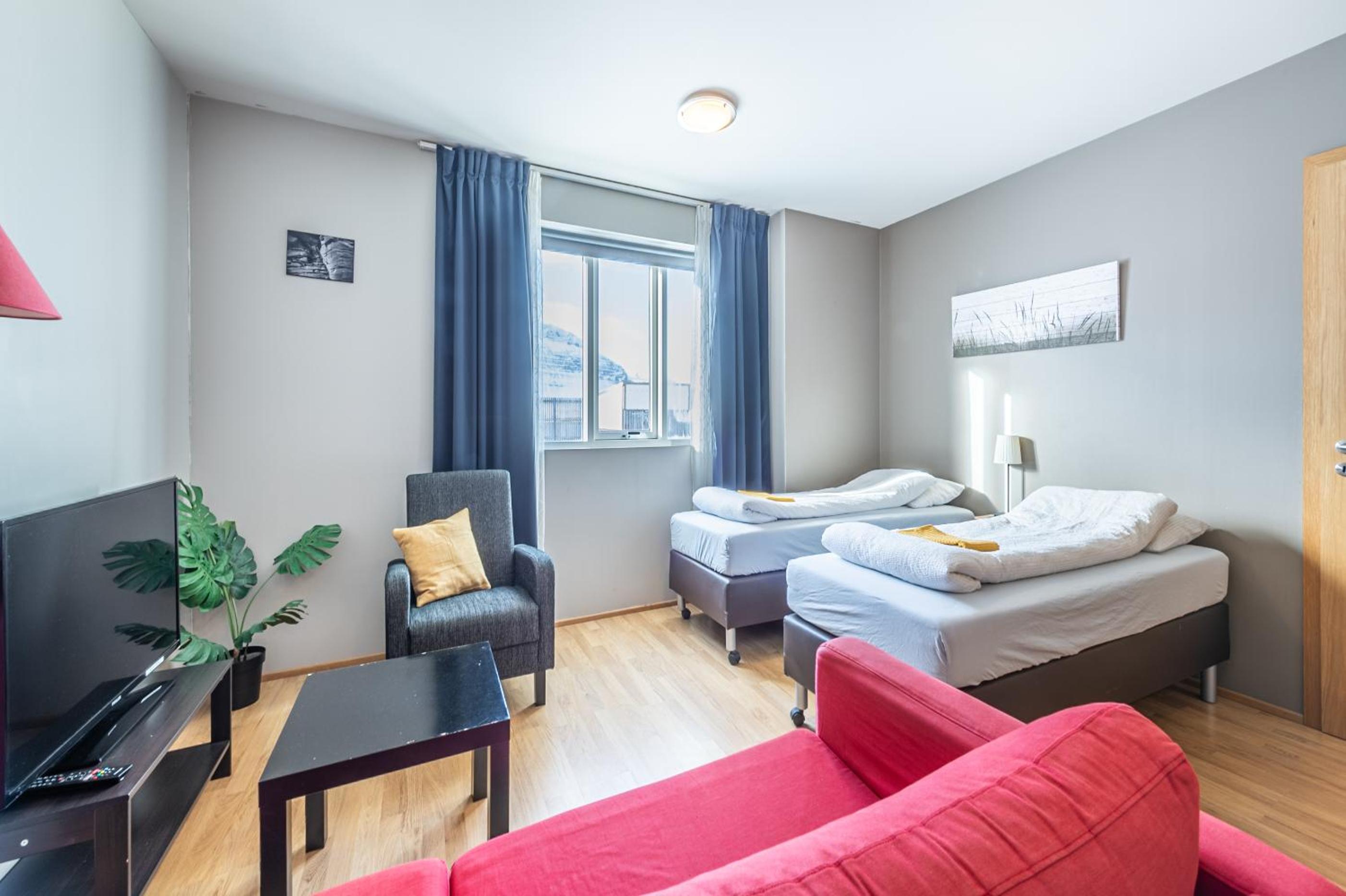One-Bedroom Apartment
