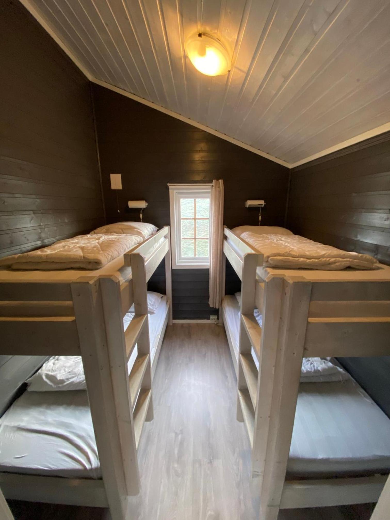 Two-Bedroom Cottage photo 3