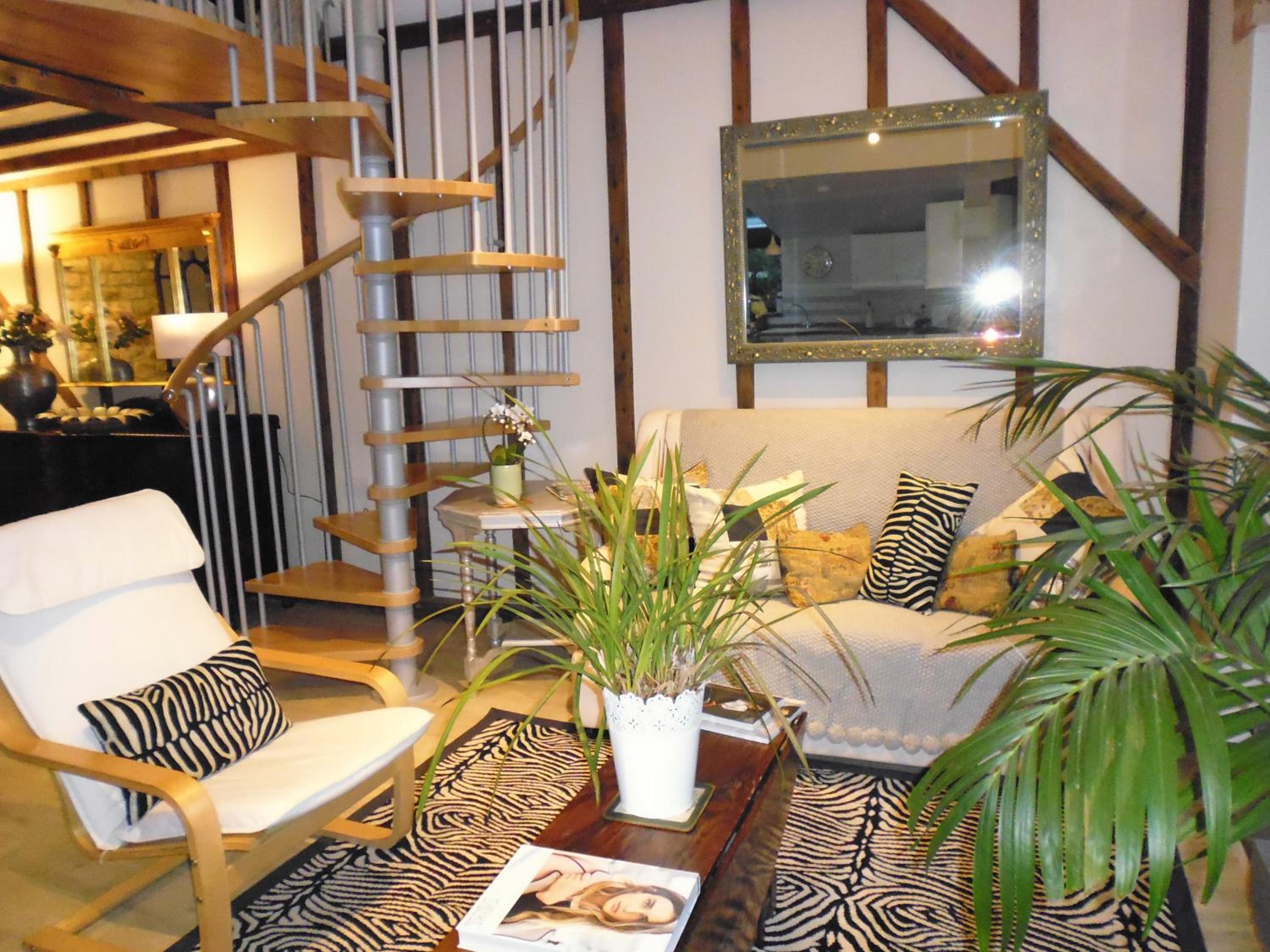 One-Bedroom House photo 1