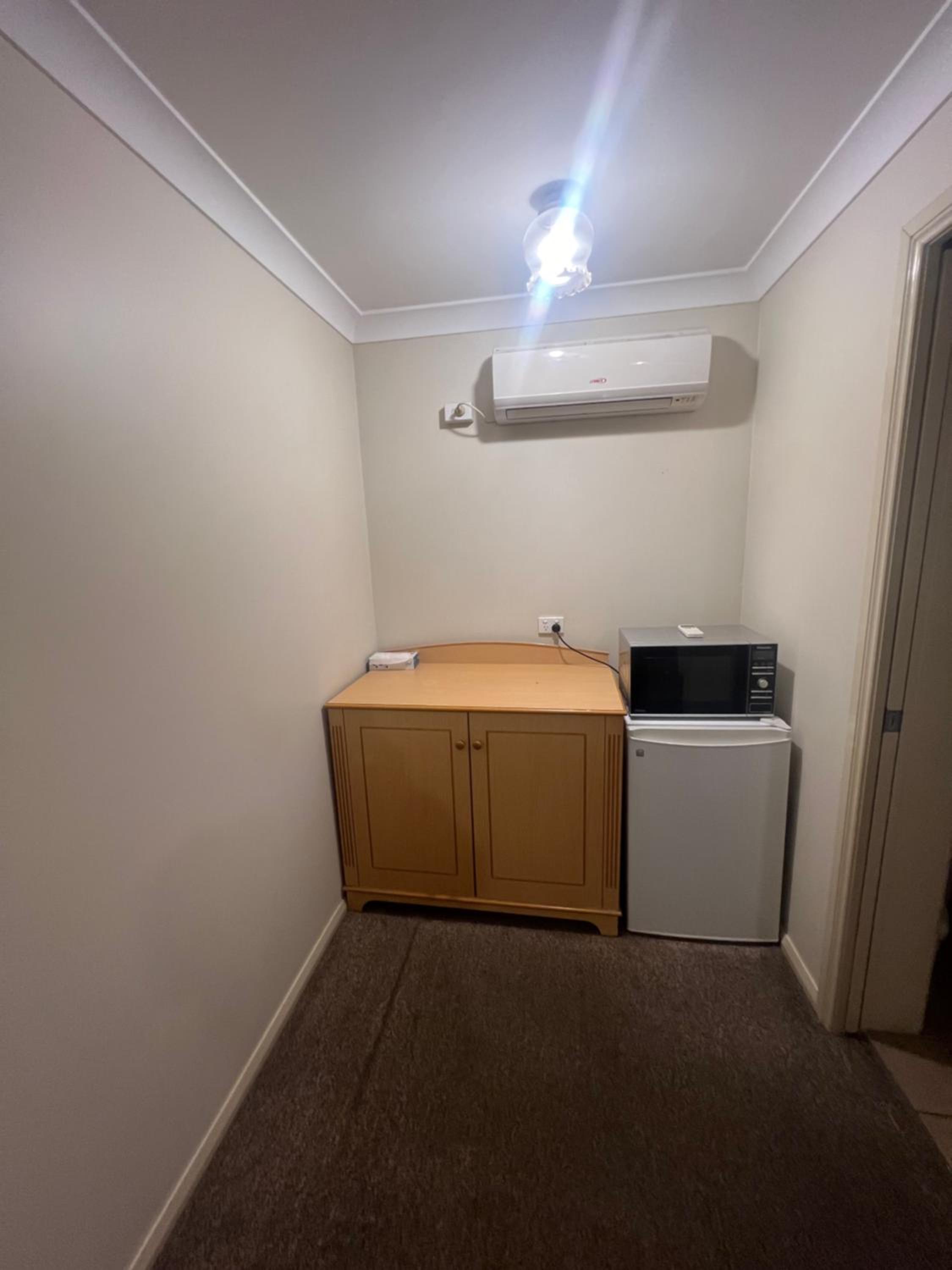 Family Room - Photo 16
