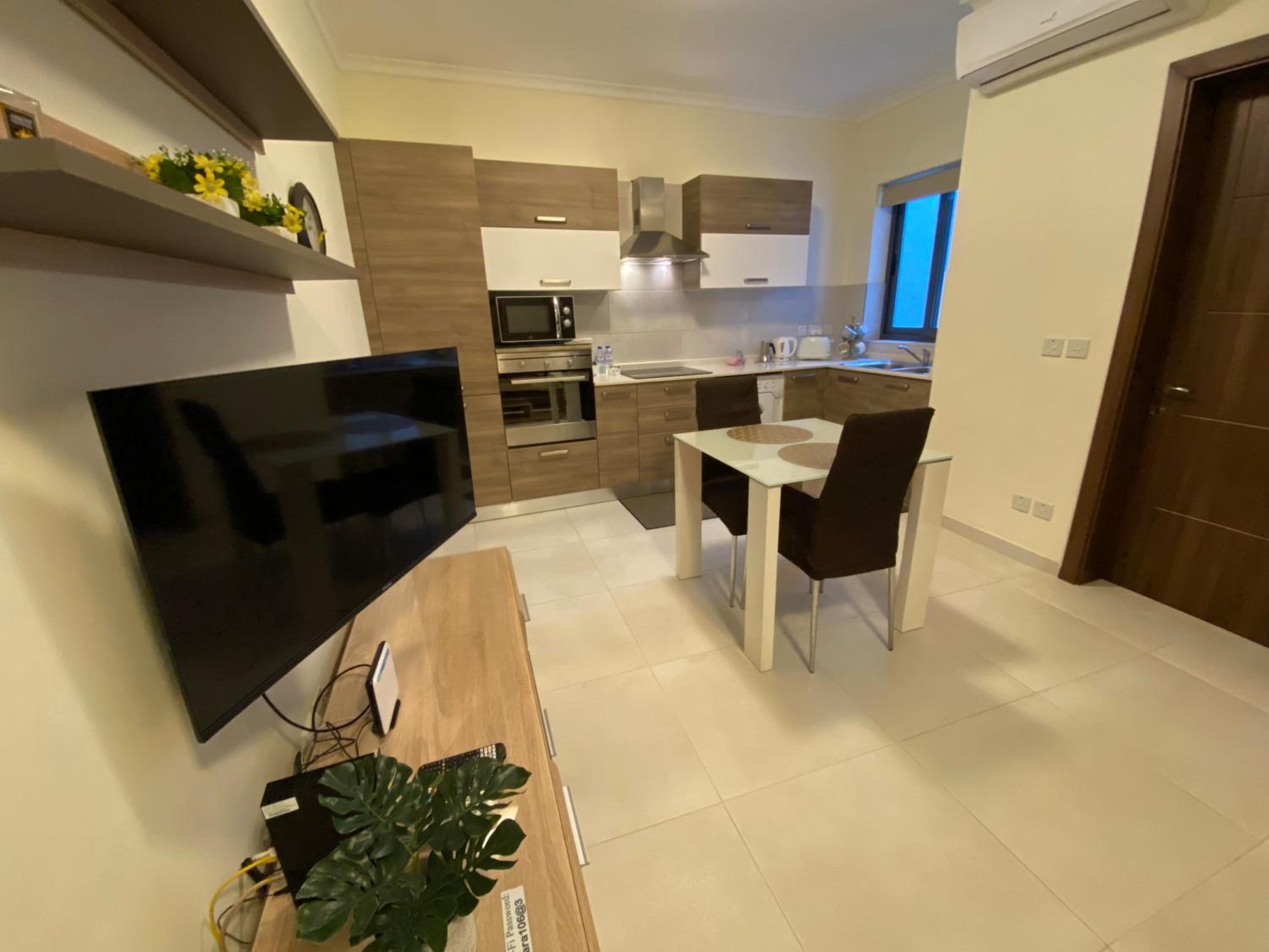 One-Bedroom Apartment