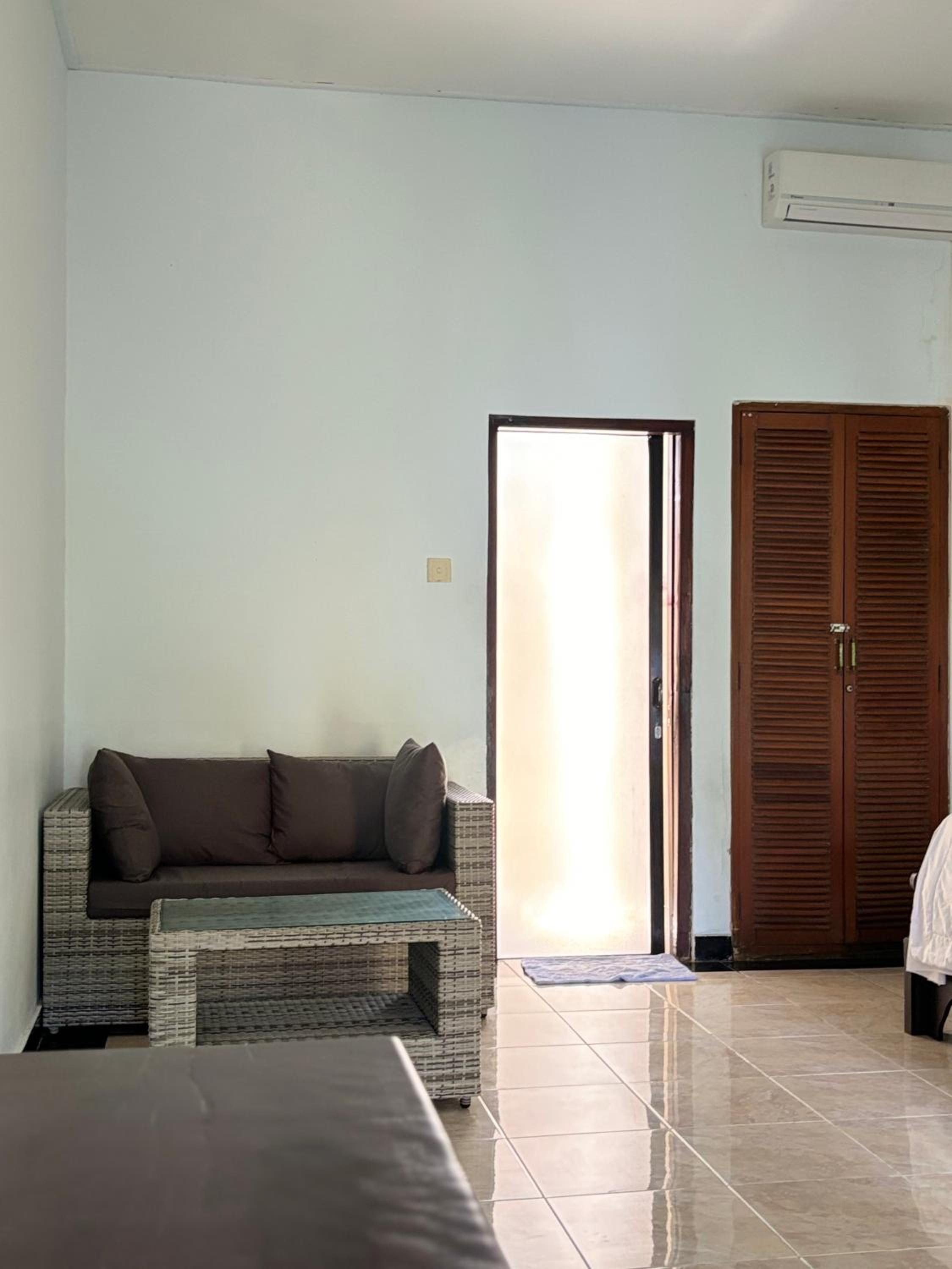 Bungalow with Sea View photo 1