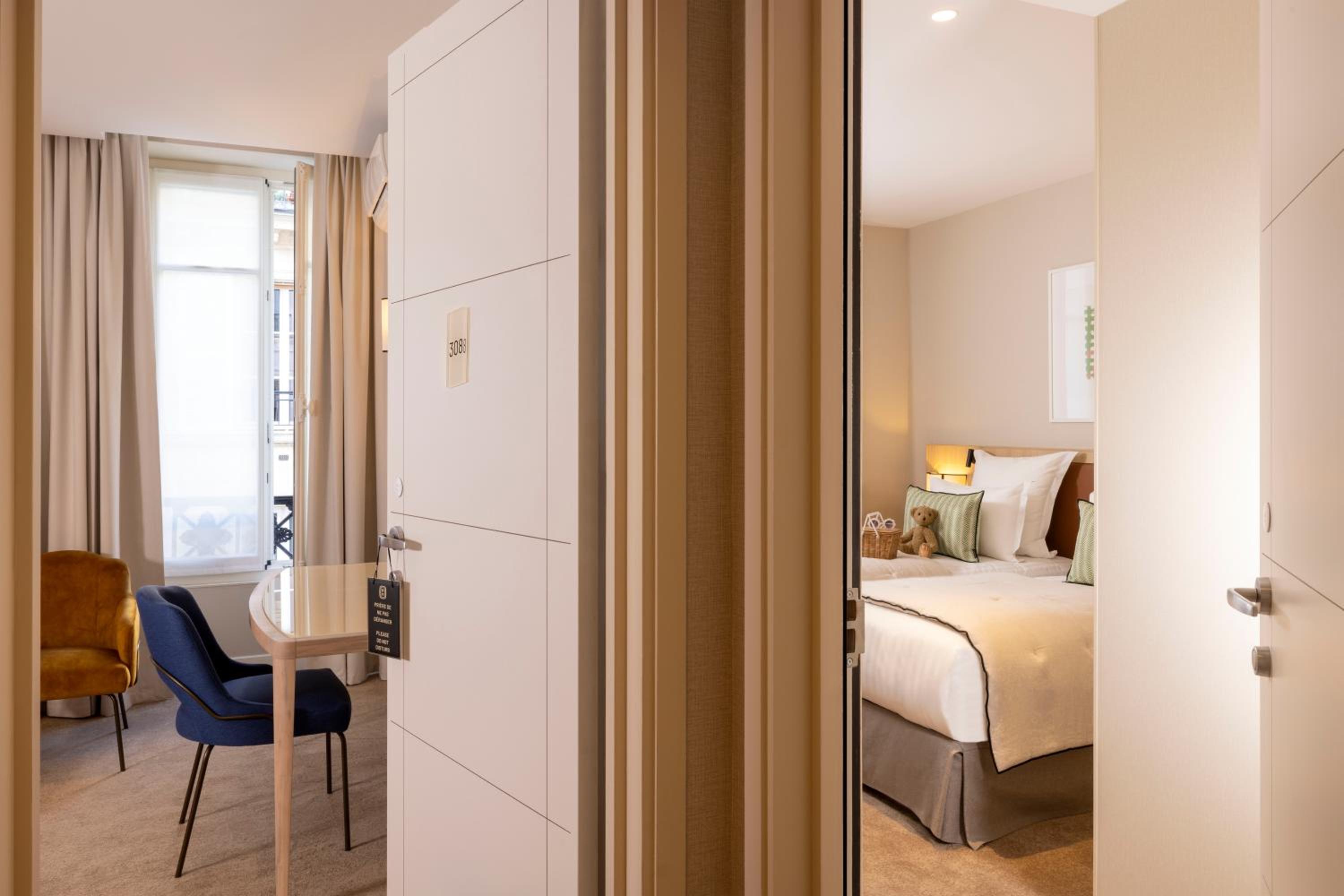 Deluxe Two Connecting Double Rooms photo 1