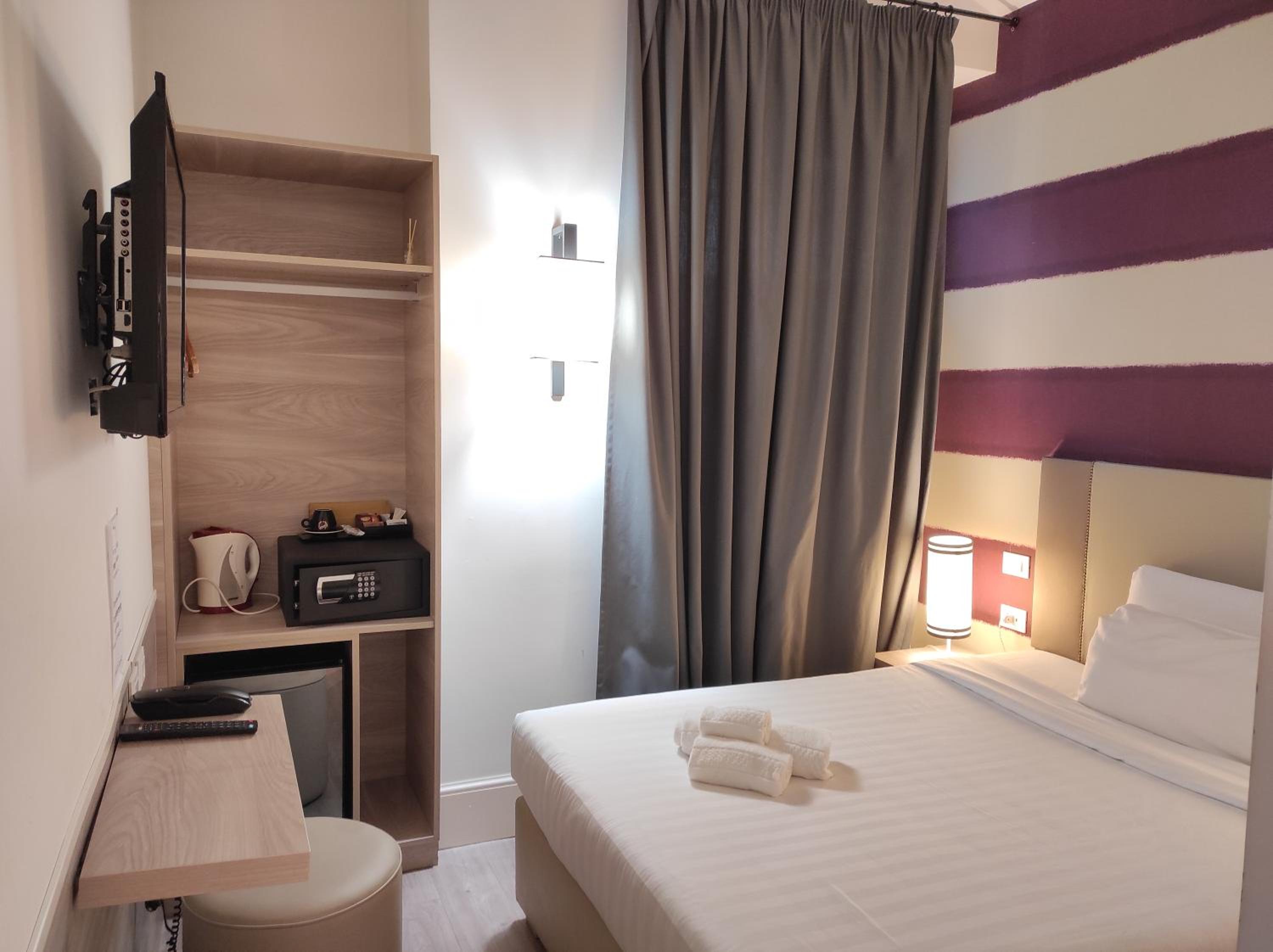 Single Room photo 1