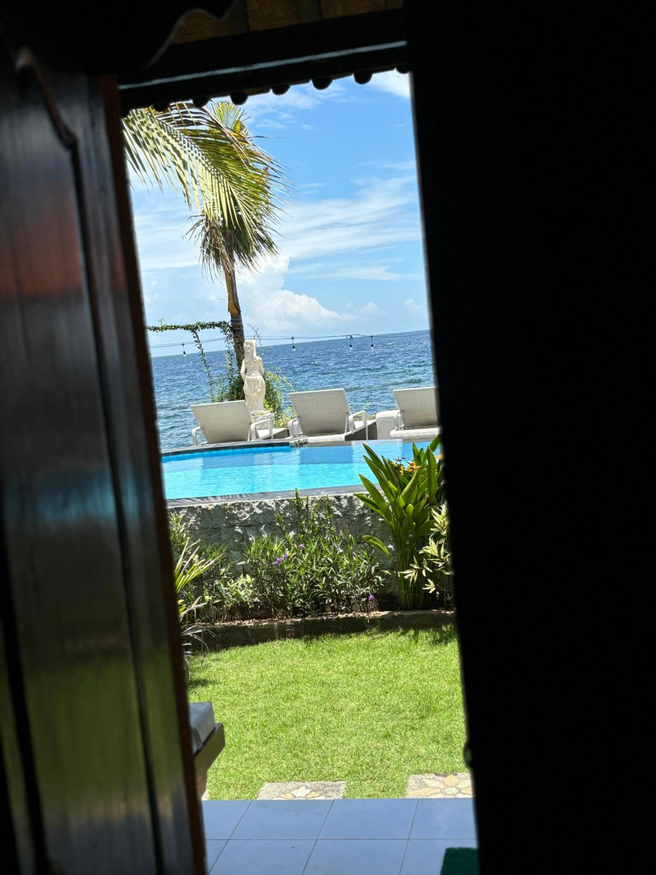 Bungalow with Sea View photo 3