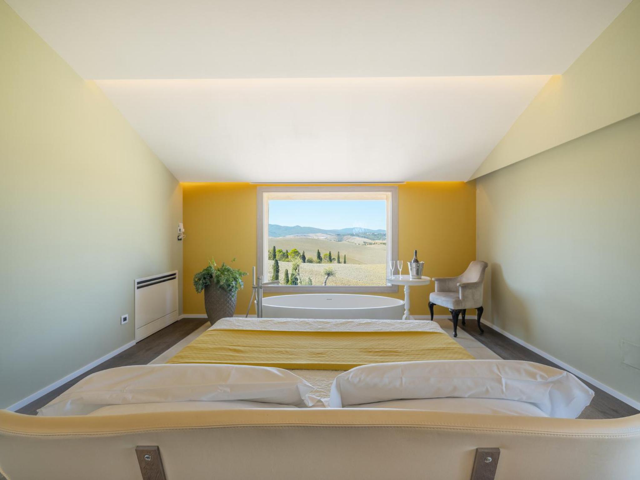 Villa photo 1