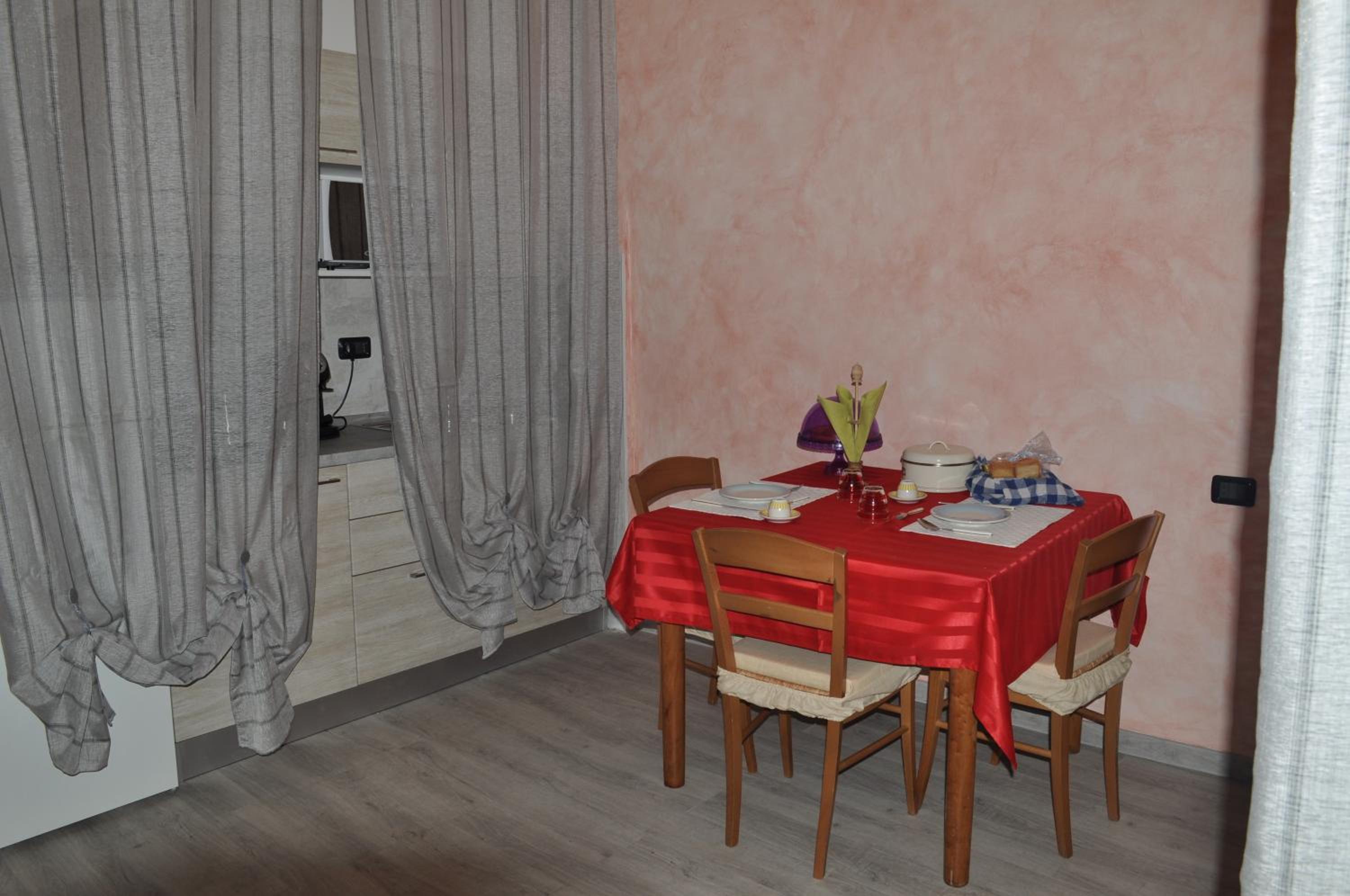 Apartment photo 3