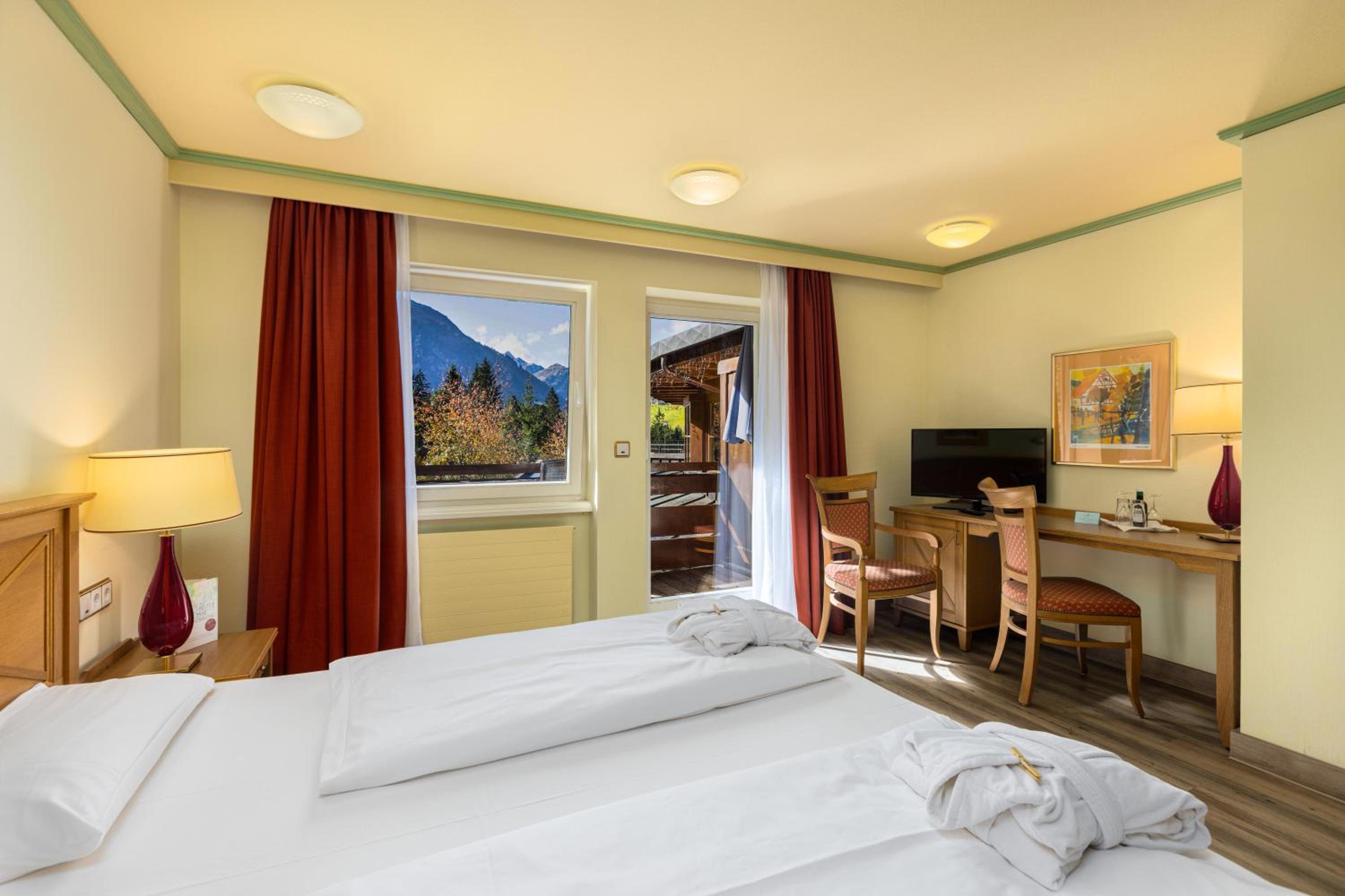 Standard Double Room - Photo 3
